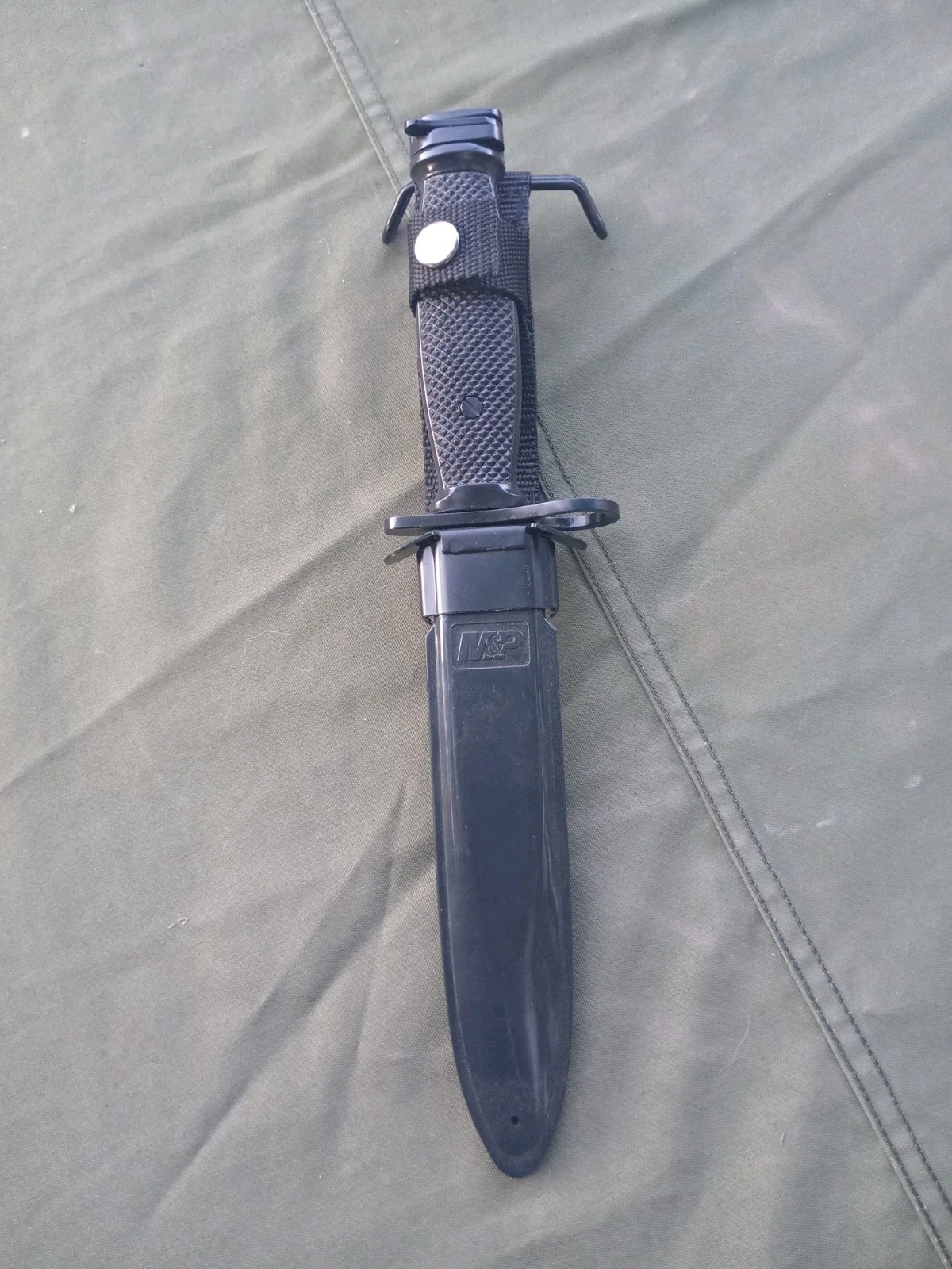 New – Smith & Wesson M&P M7 Bayonet Fighting Knife w/ Scabbard Tactical