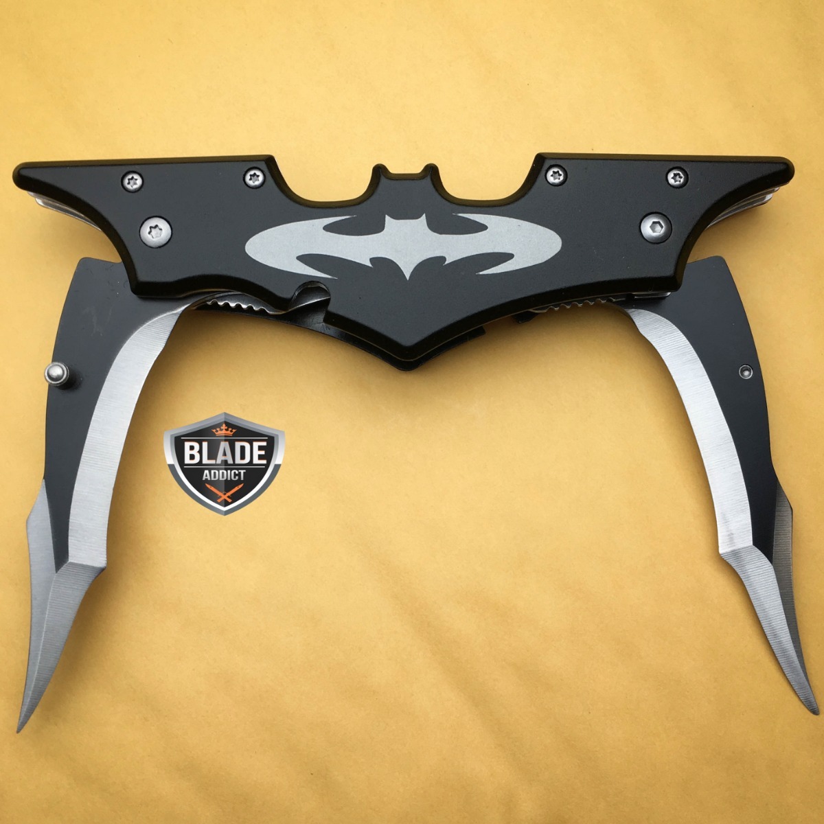 11.5″ DARK KNIGHT RISES ASSISTED SPRING BATMAN DUAL BLADE FOLDING KNIFE Bane