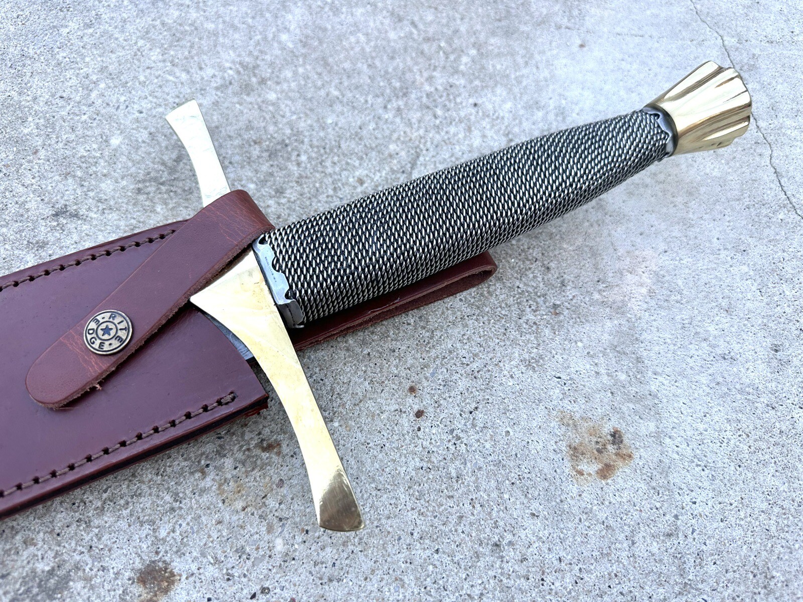 Double Handed Damascus Steel Sword Razor Sharp Brass Hilt Medieval Sharp 33”