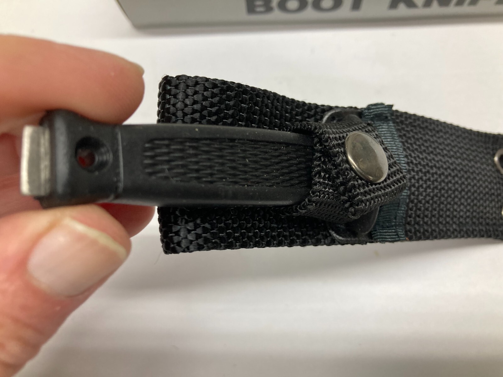 Fixed Blade Knife, Silver Blade, with Nylon Sheath G-011N 4.0268 91.26
