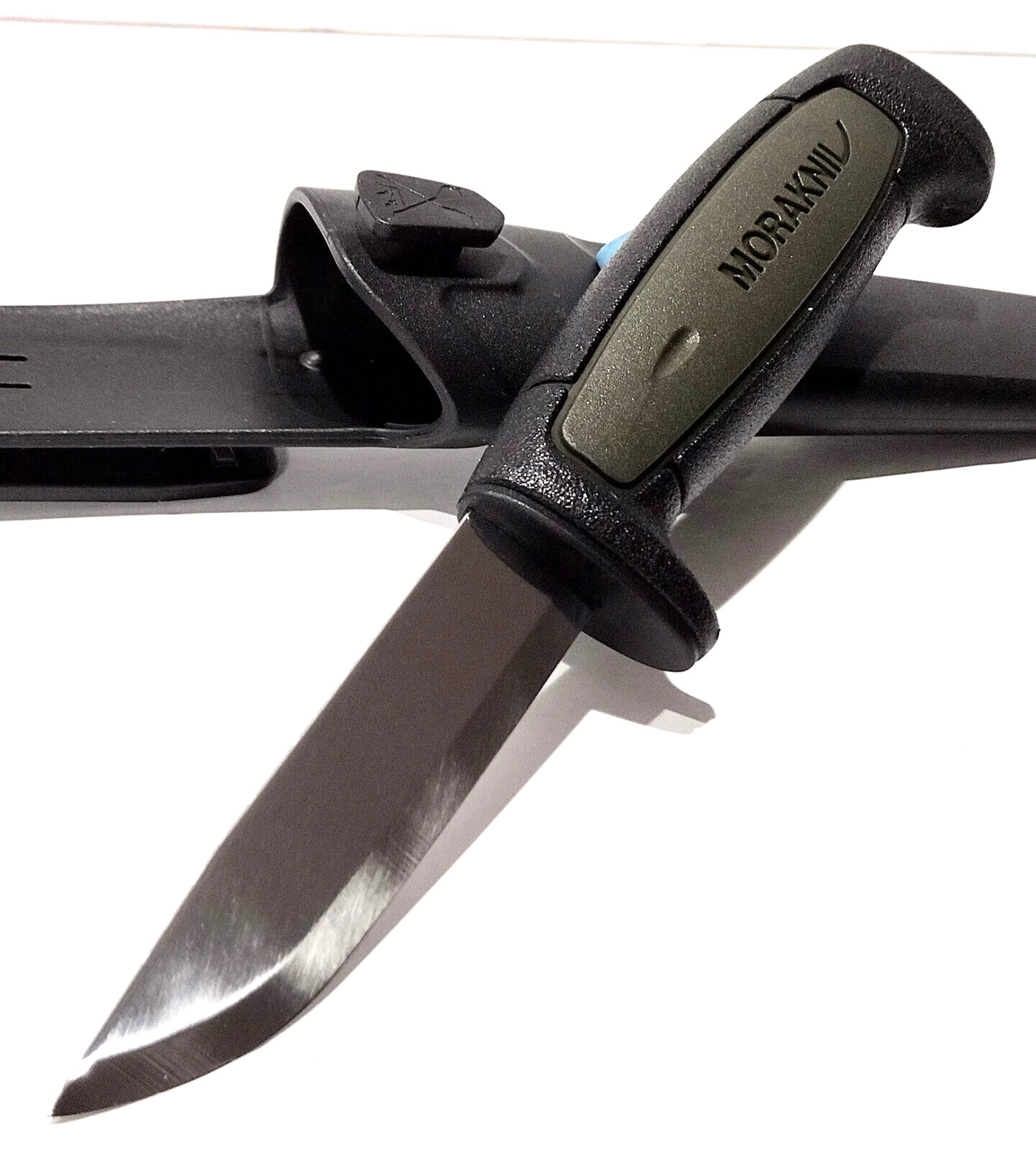 MORA SWEDEN MORAKNIV MILITARY BLACK/GREEN BASIC 511 CARBON STEEL TACTICAL KNIFE