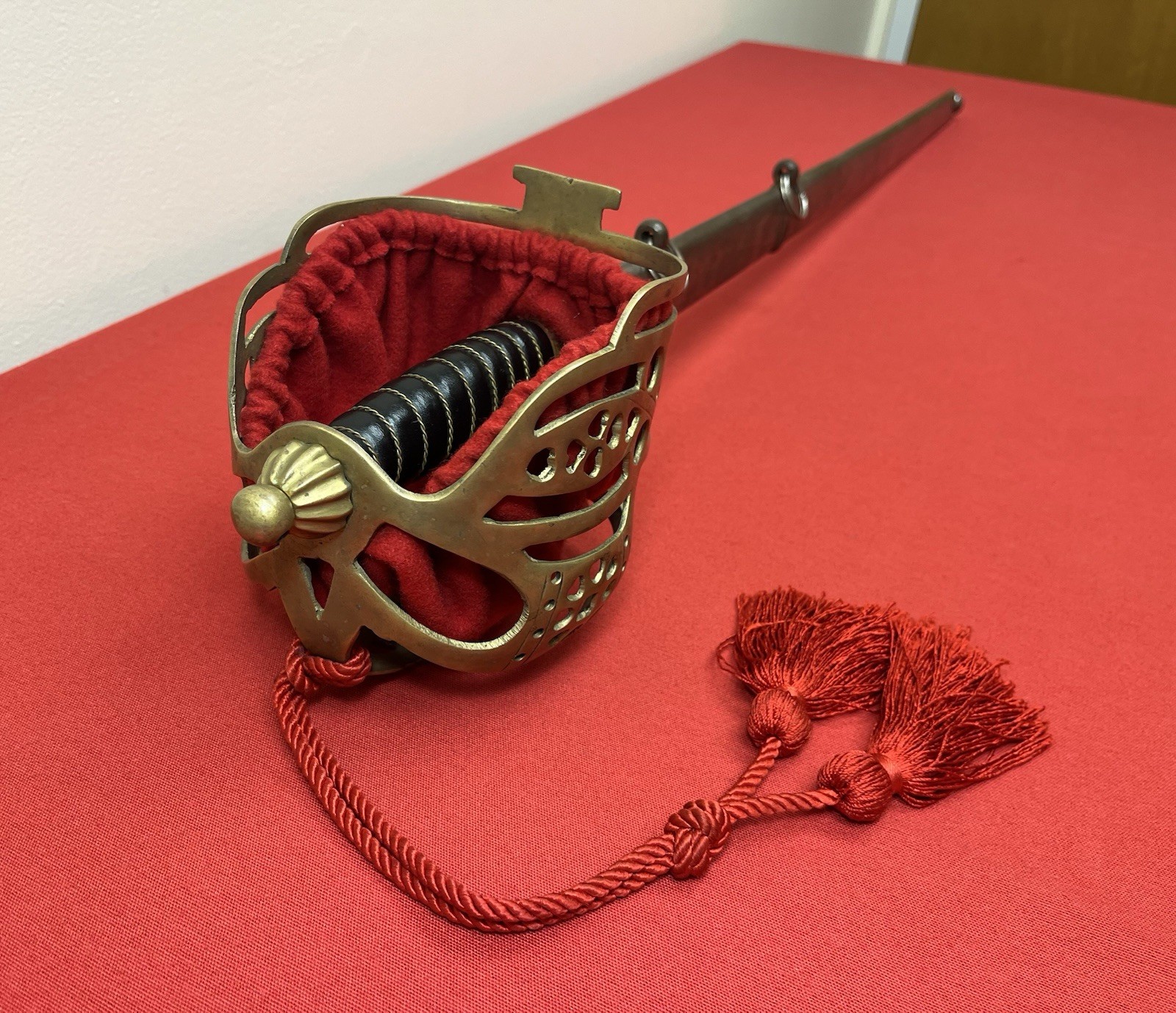 P1828 Scottish Basket-Hilted Claymore Broadsword (High-Grade) Reproduction