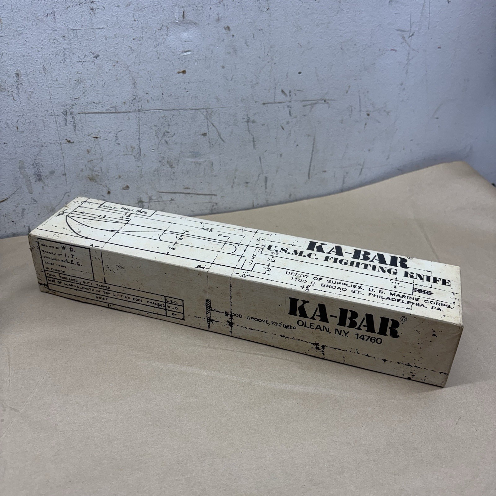 1998 KA-BAR Olean NY #1217 USMC Fighting Knife *BOX ONLY*