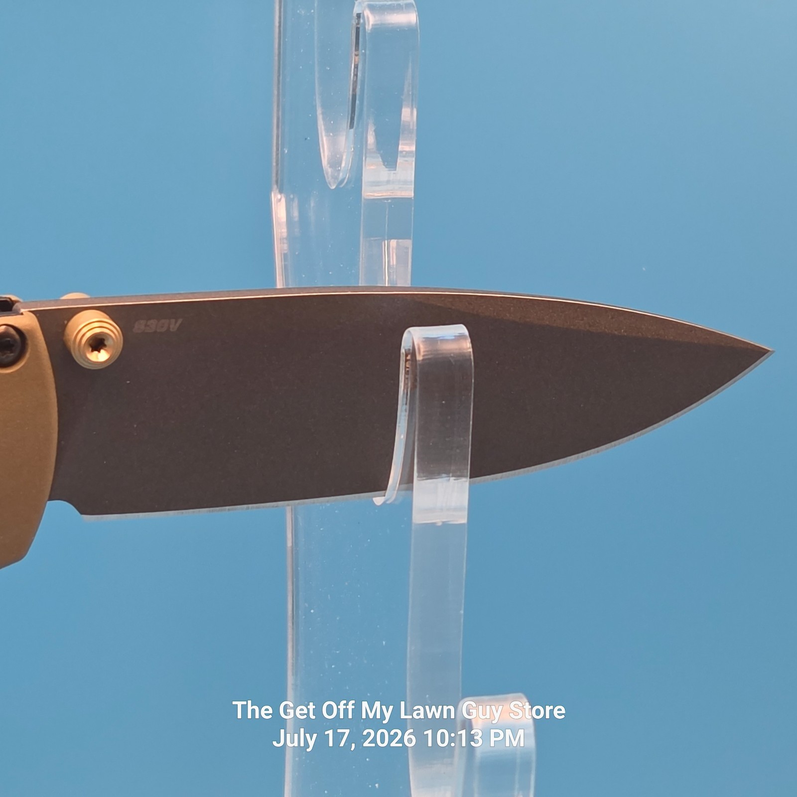 Benchmade 535 GRY-1 Bugout S30V Gray Matte Finish Folding Pocket Knife AXIS Lock