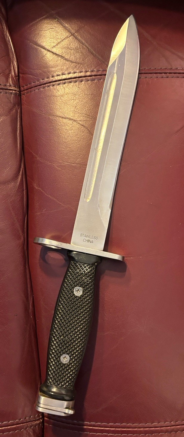 US military combat fixed blade knife Replica In Excellent Condition With Sheath