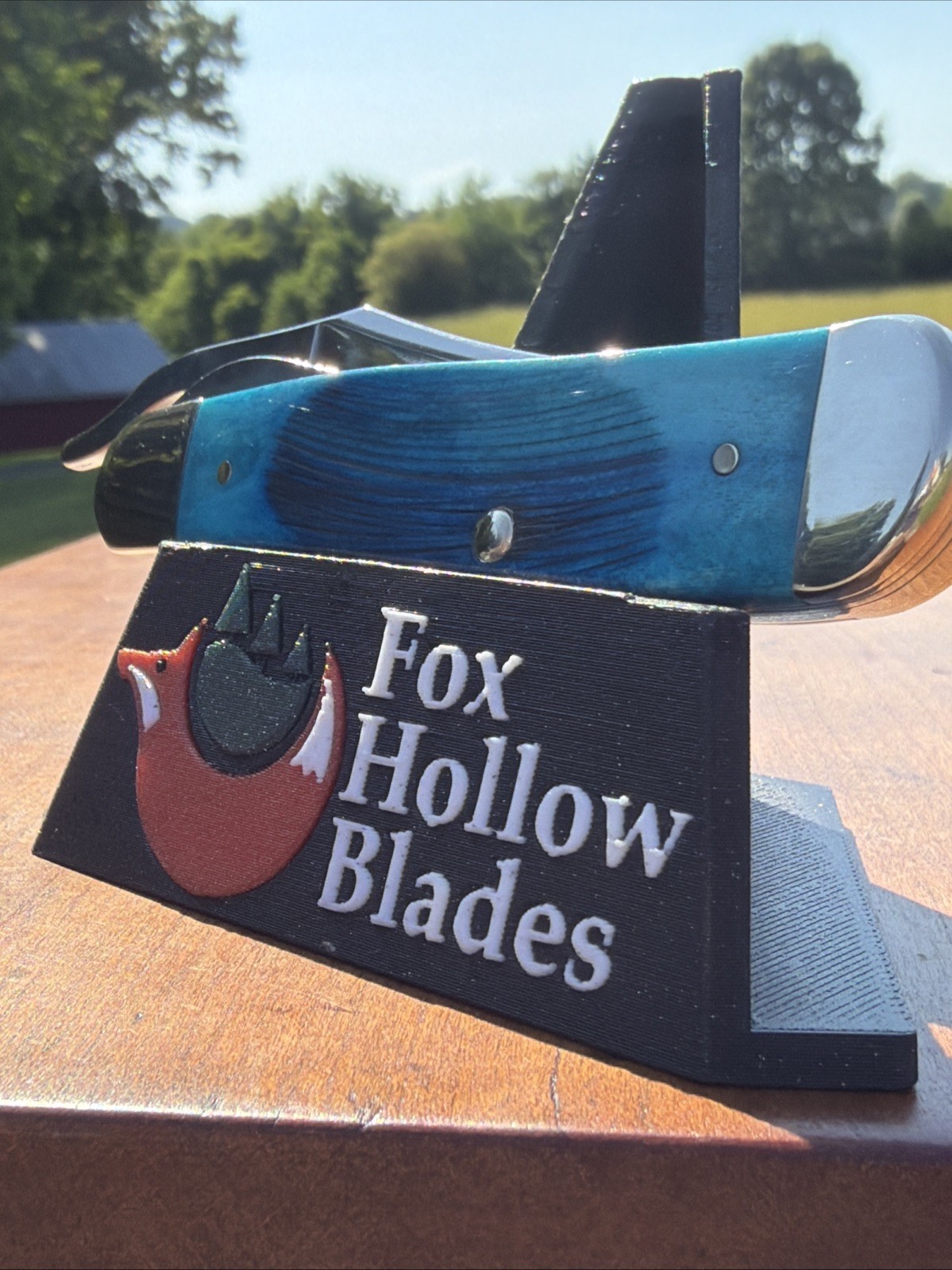 CASE XX 2025 SAWCUT CARRIBEAN BLUE BONE 61953L SS RUSSLOCK KNIFE