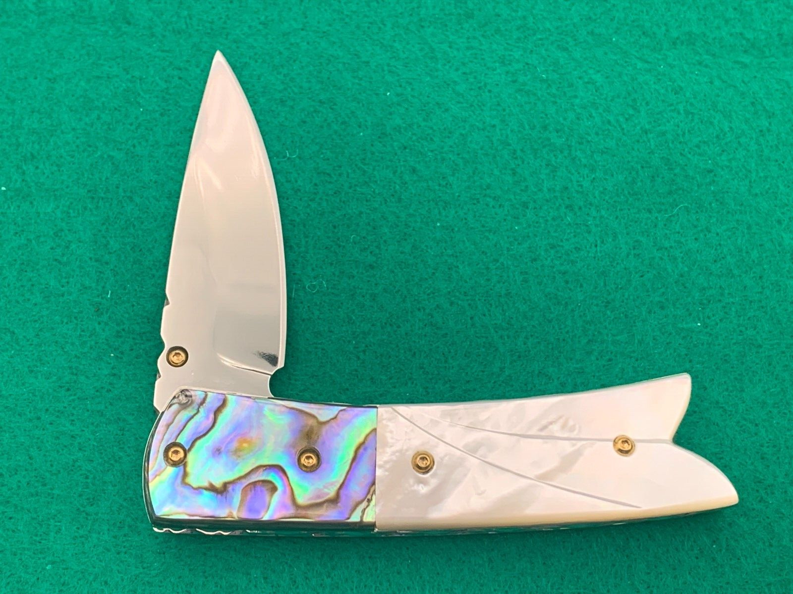 CUSTOM TAWEESAK KNIFE MOTHER OF PEARL / NONE BETTER MUSEUM QUALITY w/ CASE