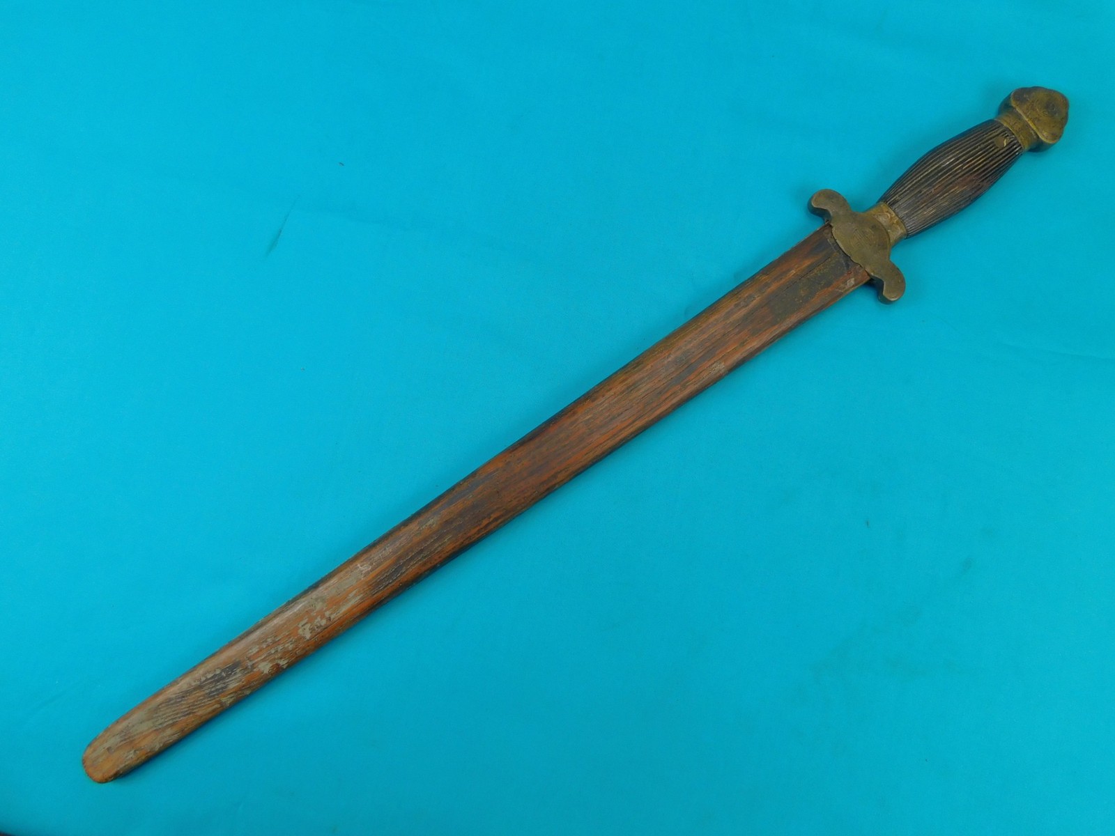 Antique Old 19 Century Chinese China Short Sword w/ Scabbard