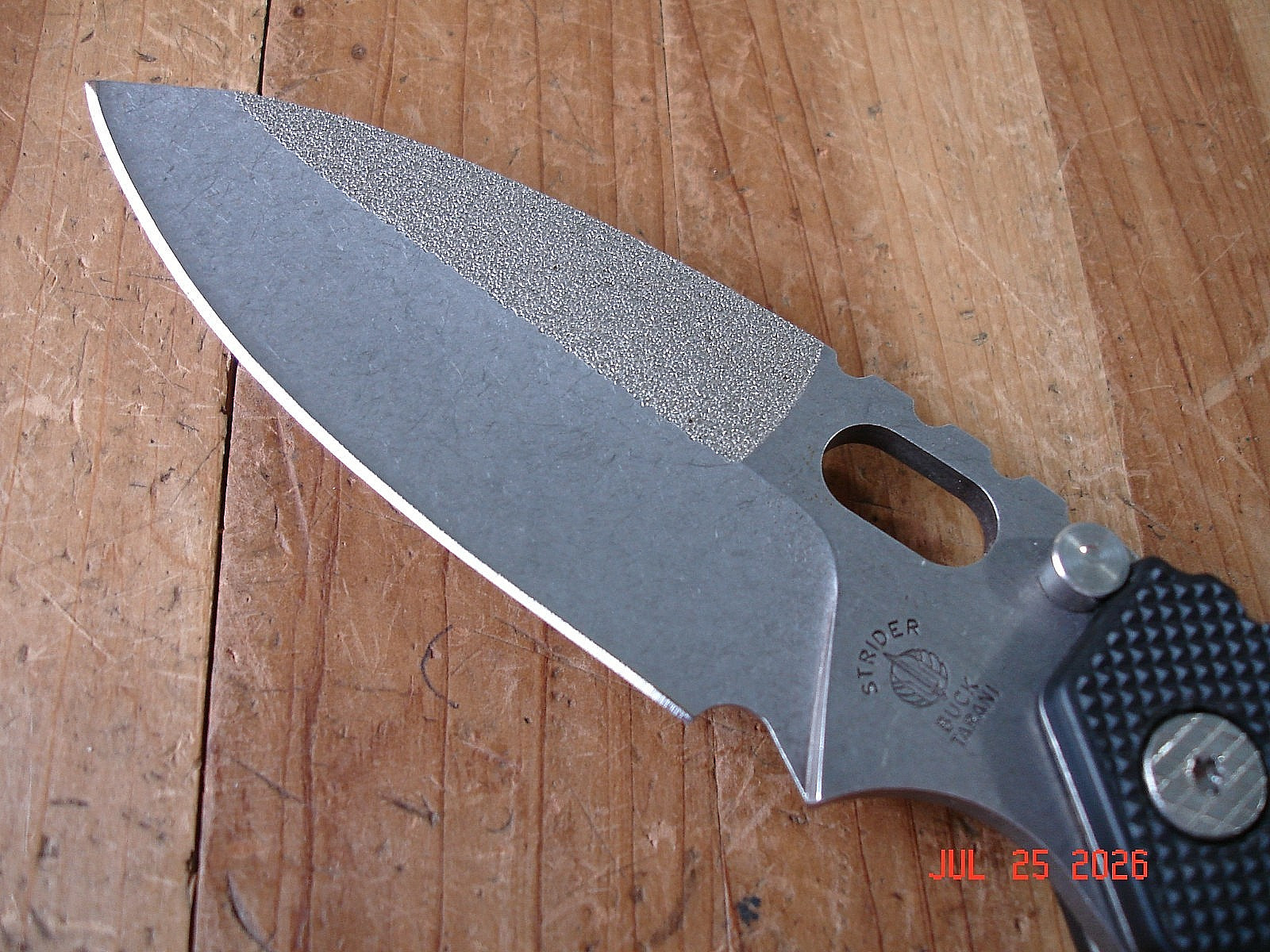 2003 BUCK KNIFE 882 889 STRIDER BOS ATS-34 STEEL BLADE SB.4 BLACK PLASTIC HANDLE