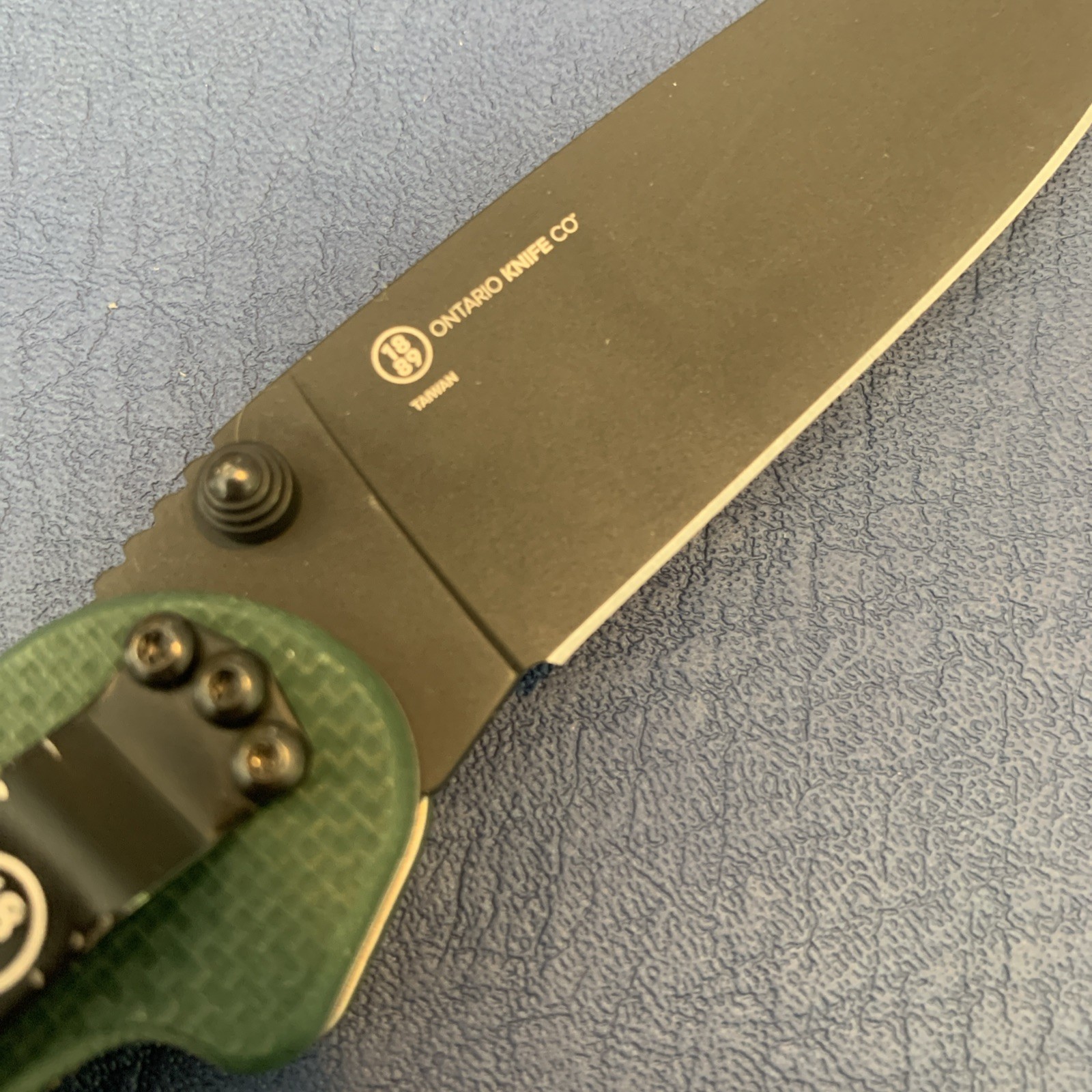 Ontario RAT 1 Folding Knife 3.5″ Black Oxide S35VN Steel Blade Green G10 Handle