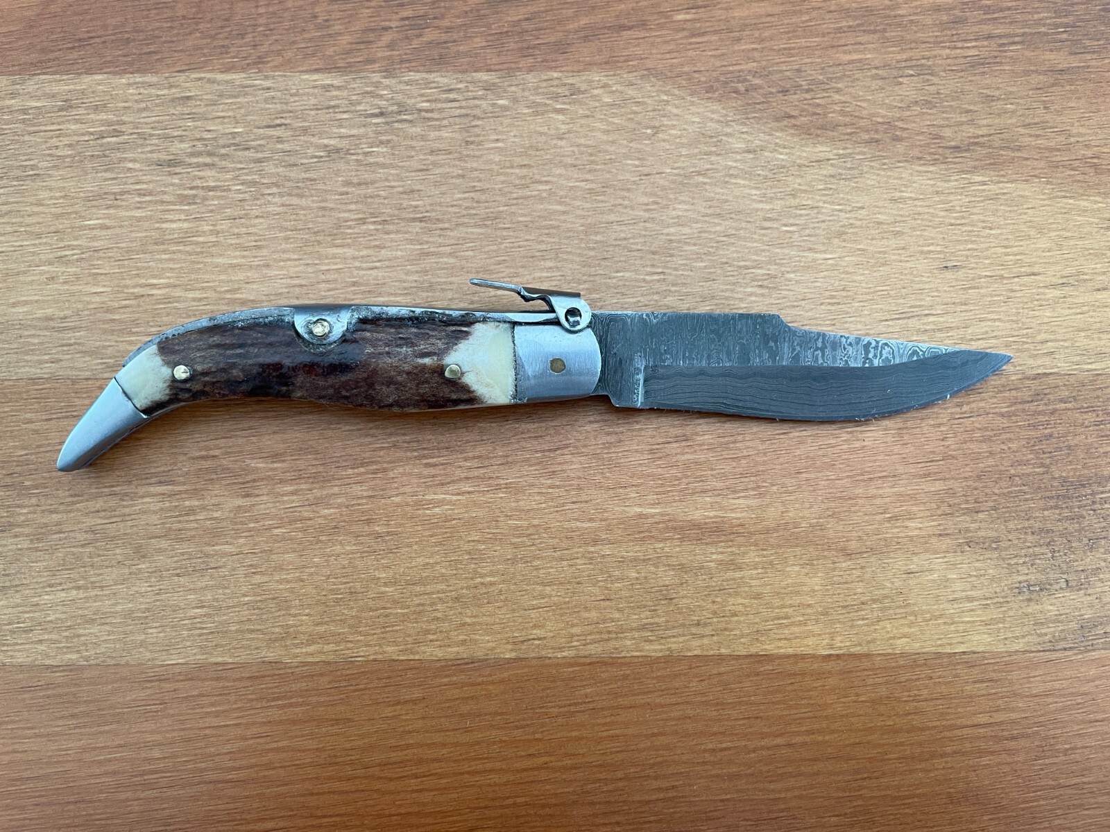 3.14” Spanish Navaja Pocket Knife Damascus Steel Deer Antler Scales – US Seller