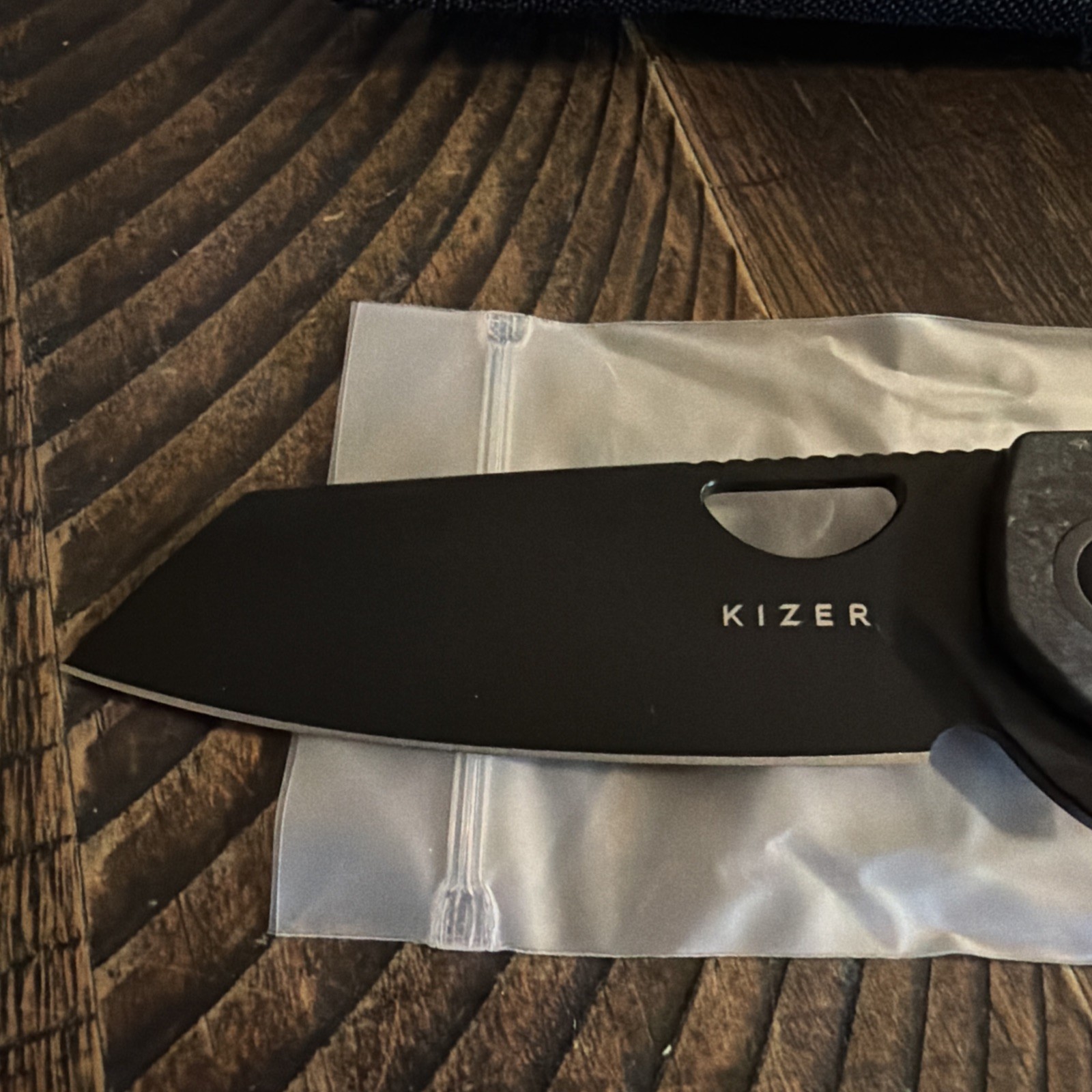 Kizer Sparrow Folding Knife S45VN Blade Titanium Carbon Fiber handle & EXTRAS