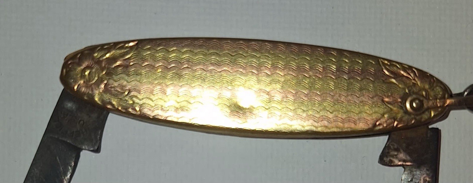 Gold Tone Keychain Pocketknife 2-Blade Pen Slipjoint Manual Under 2.75in