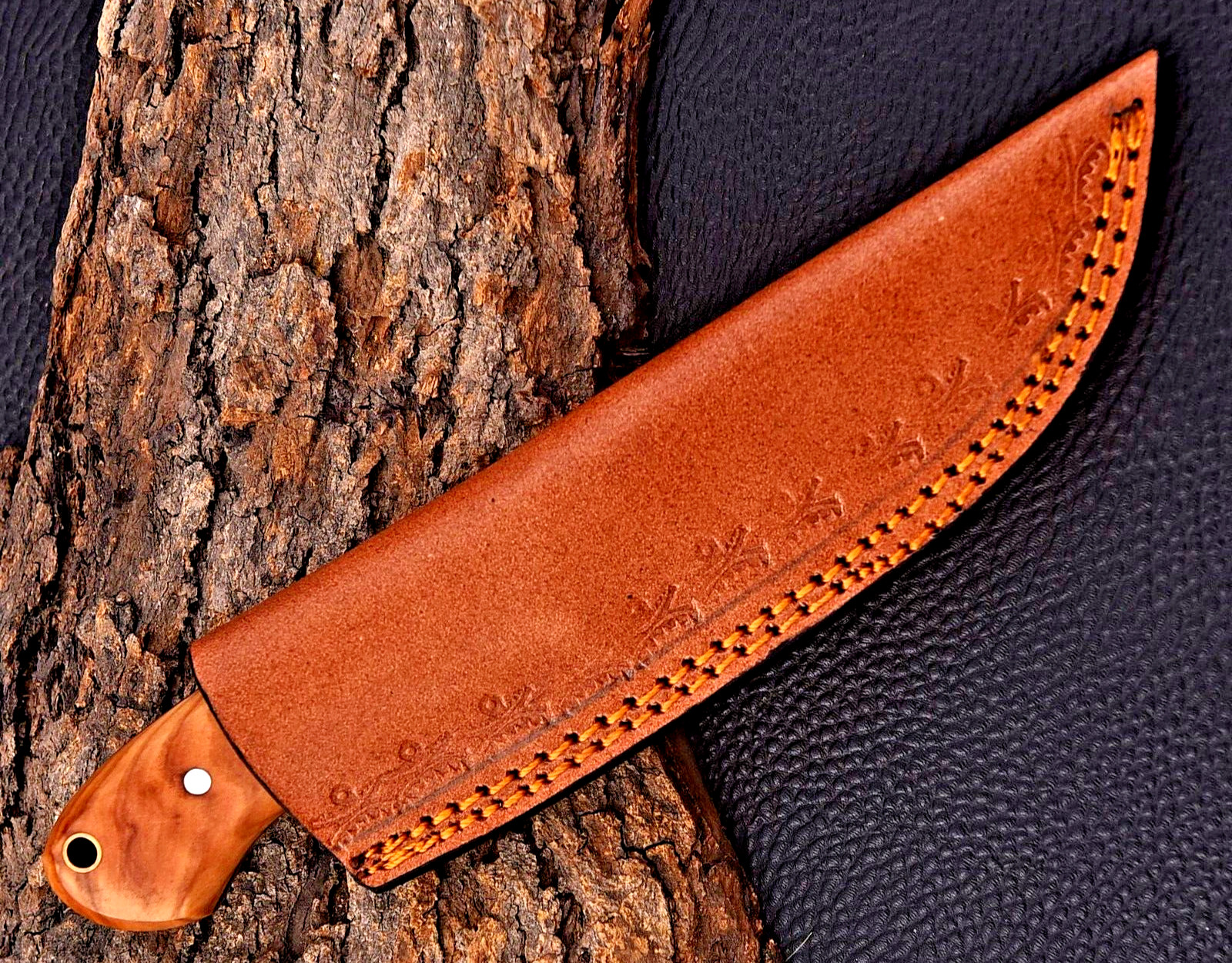 Custom Hand Made Hunting Skinning Knife Forged Damascus Steel Blade 2902