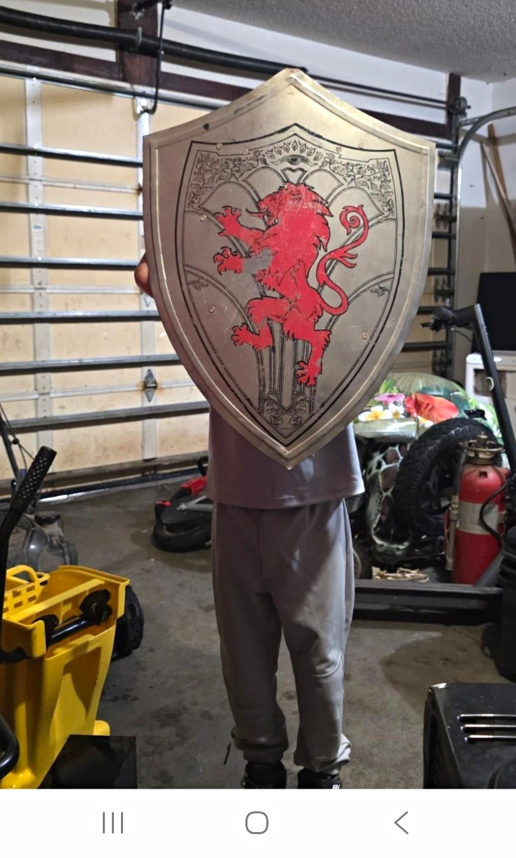 Medieval Metal Heater Shield Reproduction Silver/Red Lion Crest Decorative