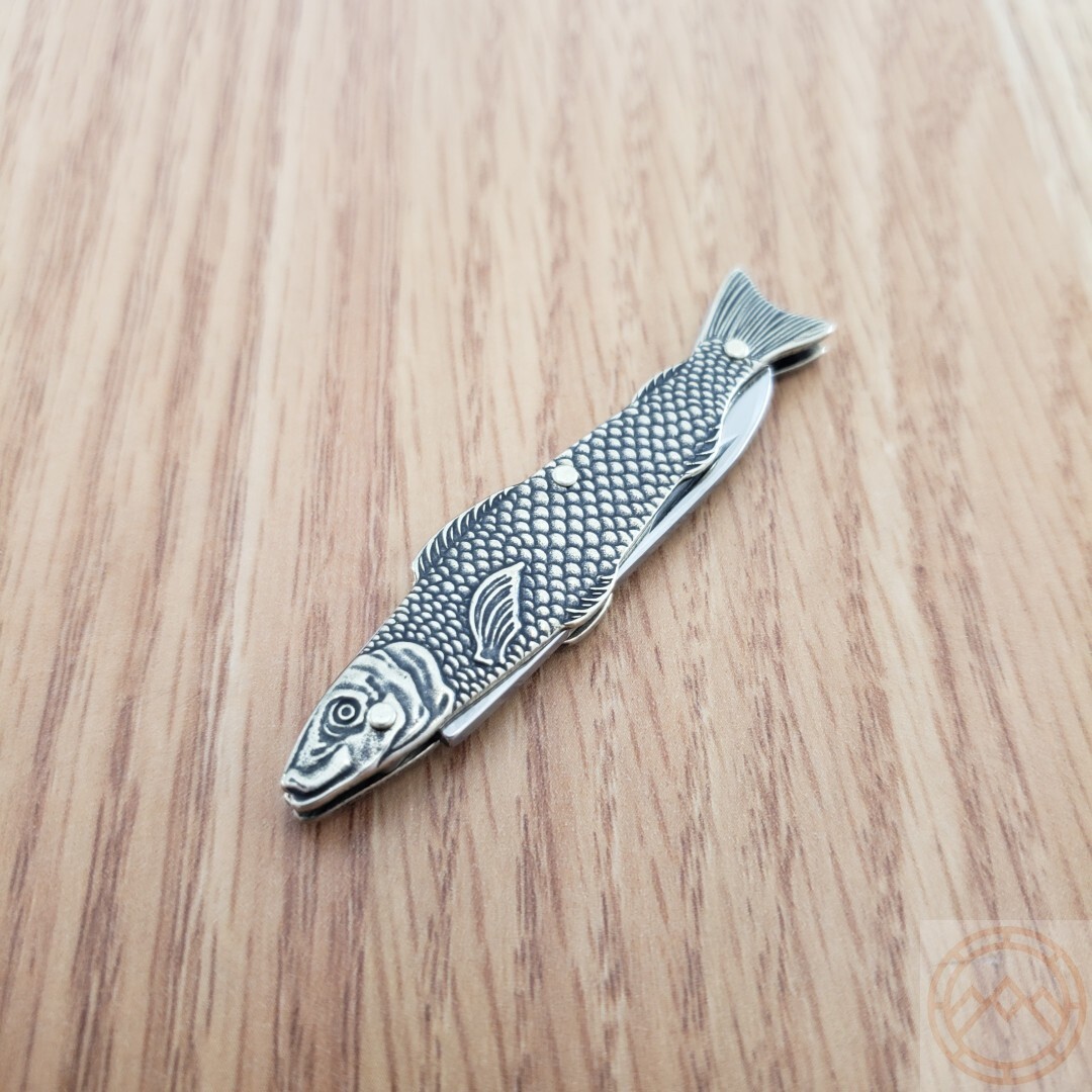 Novelty Cutlery Fish Folding Knife 1.5″ Stainless Steel Blade Metal Alloy Handle