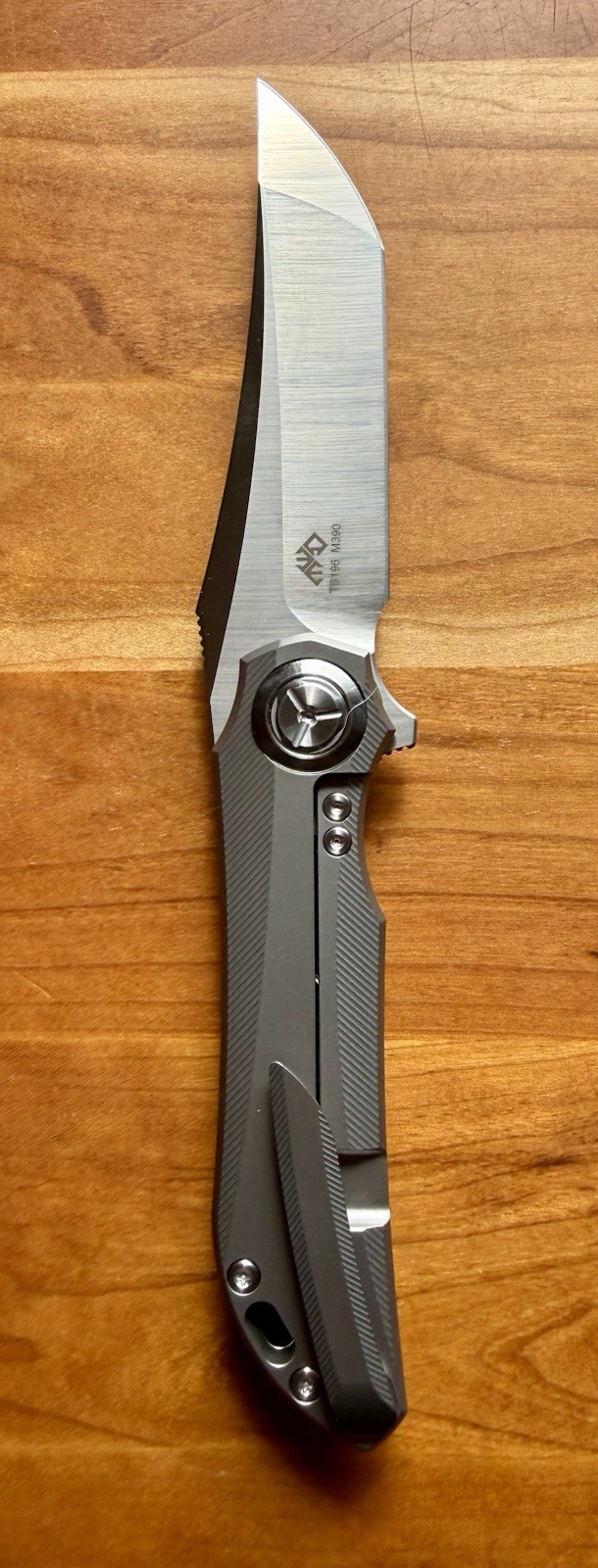 TwoSun TS195 Flipper Knife Titanium Handle M390 Reverse Tanto Blade – NIB