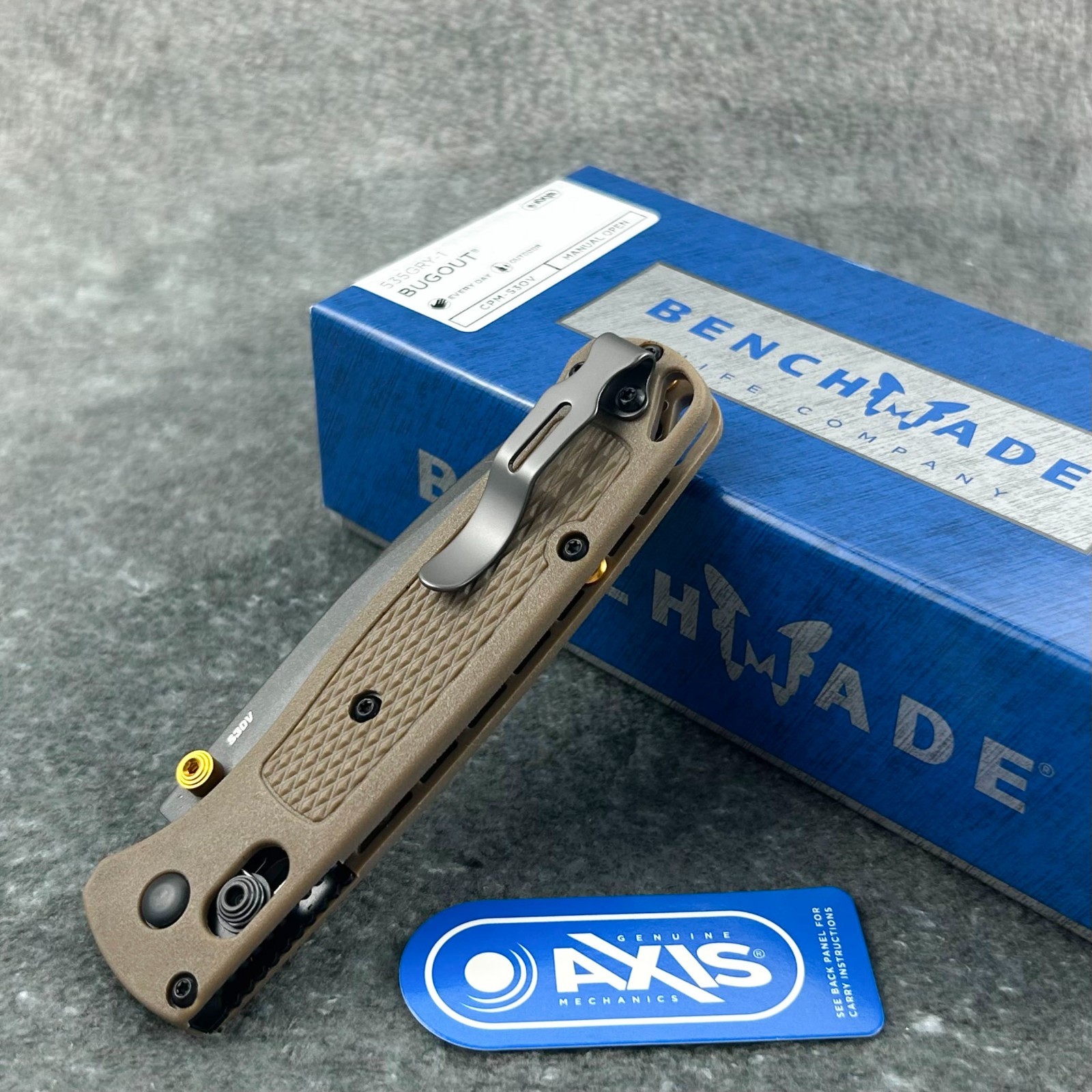 Benchmade 535GRY-1 Bugout AXIS CPM-S30V Folding Knife 3.24″ Gray Handle