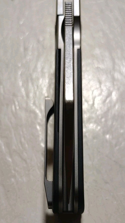 Finch Knife Co RUNTLY XL Dark Side Flipper 3.15″ M390 Wharnie Ti w/CF Handle