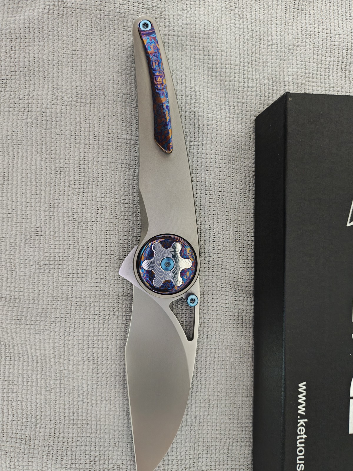 Ketuo Happy Hour M390 Titanium Pocket Knife with Mokuti Inlay