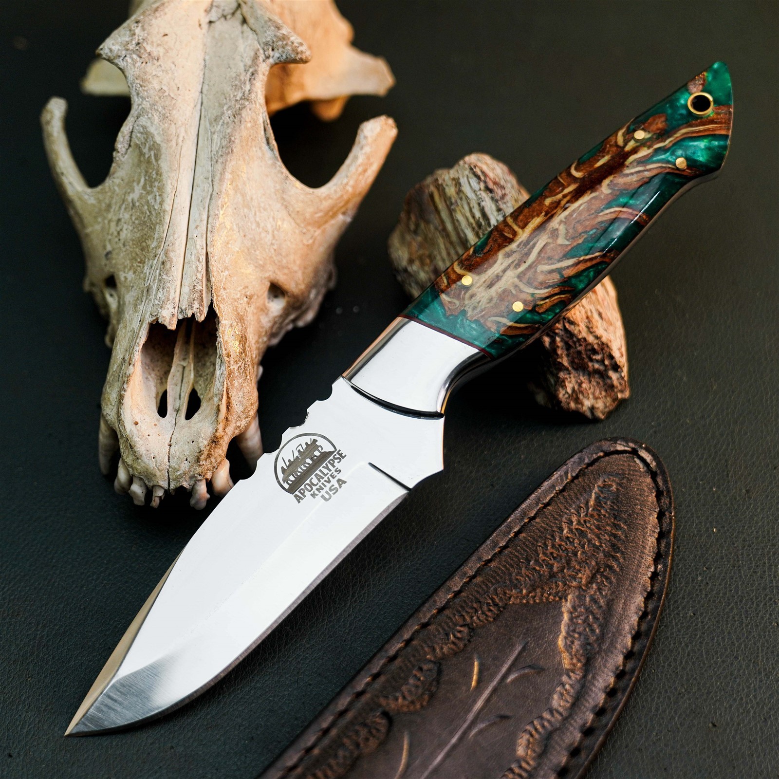 9.6″ Hunting EDC Stainless Knife Handmade Full Tang Resin Handle + Sheath