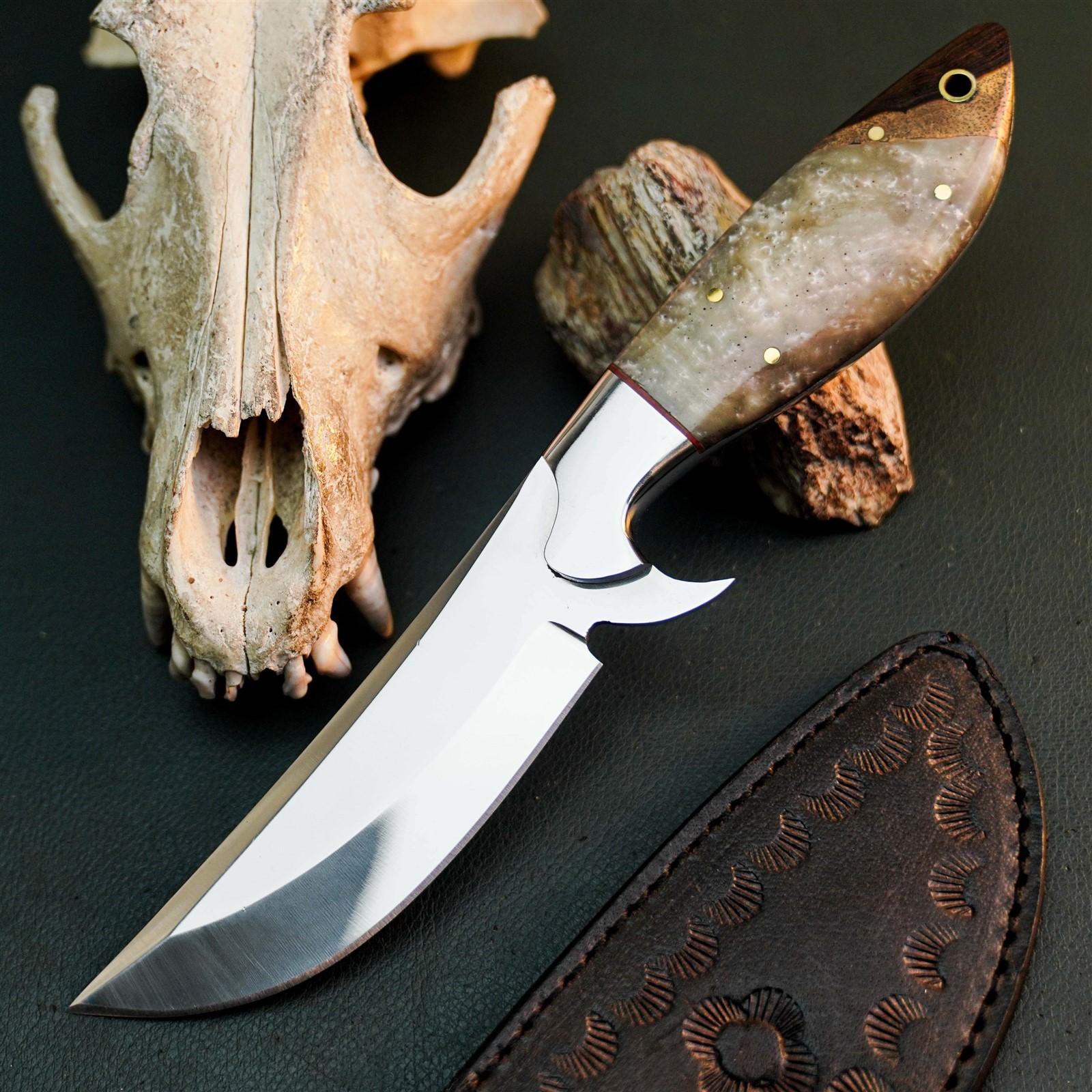 9.0″ Hunting EDC Stainless Knife Handmade Full Tang Resin Handle + Sheath