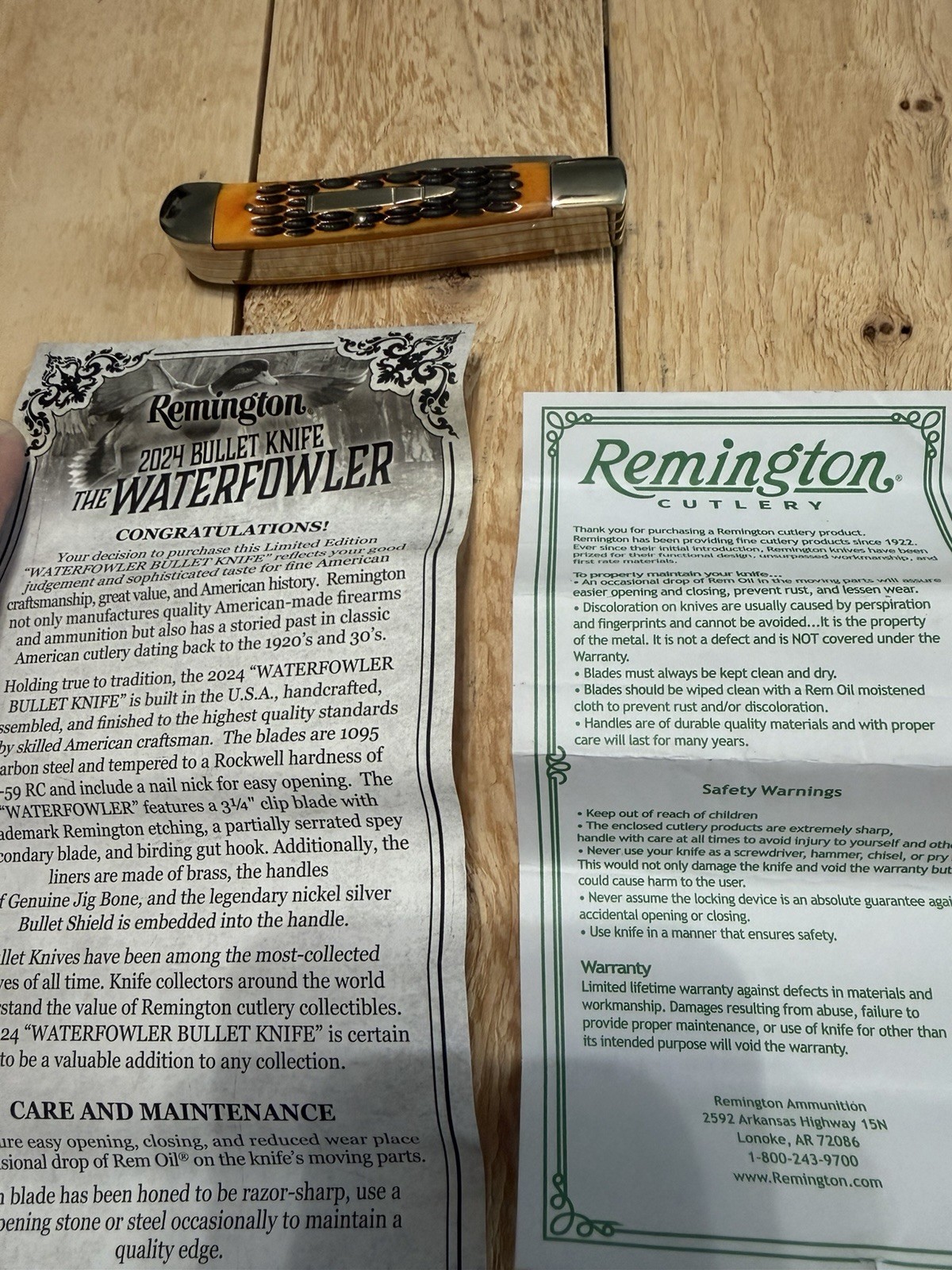 Remington 2024 Waterfowler R1123w Bone Handle 2-Blade Clip/Spey Gut Hook