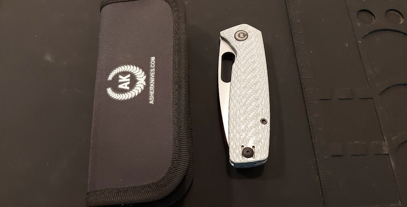 Asher Knife Spiro M390 Stonewashed Blade Silver Carbon Fiber Scales Black HW