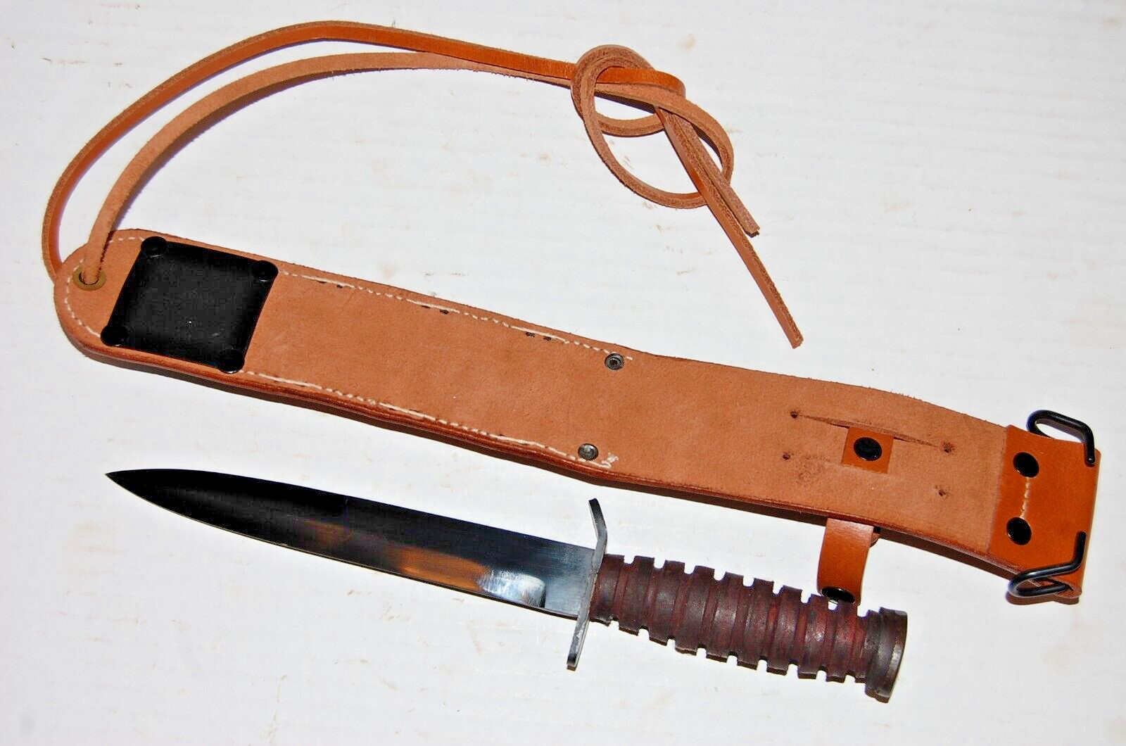 WWII M3 Fighting KA Knife w/ Leather M6 Sheath – Belt Bar – WW2 Reproduction