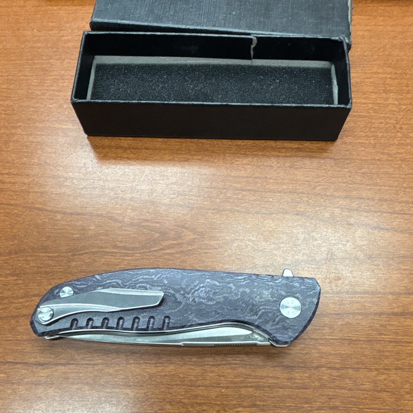 D2 Drop Point Plain Edge Pocketknife Liner Lock Clip