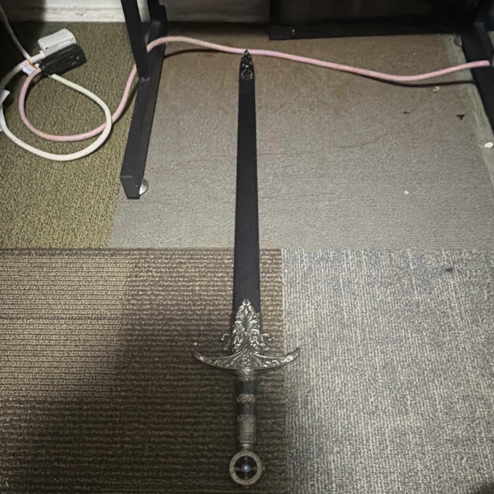 Medieval Celtic Reproduction Longsword Replica w/ Black Scabbard, Double Edge