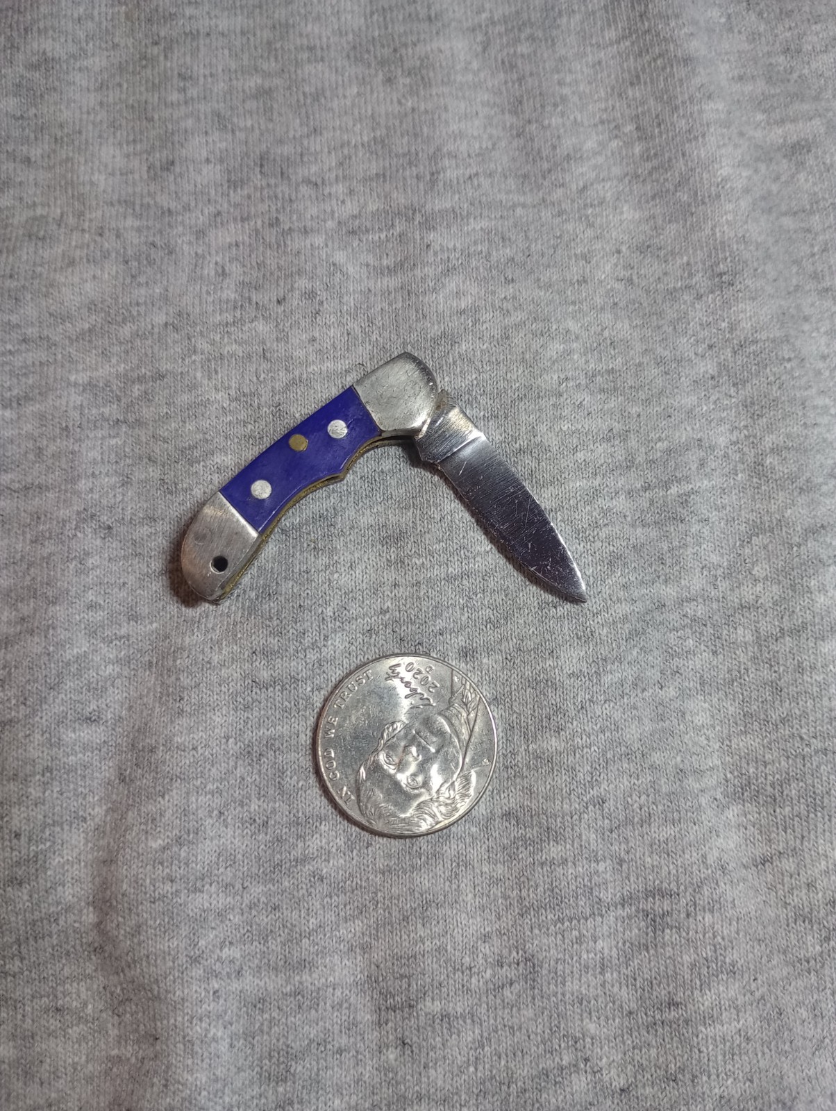 Blue Silver Folding Pocketknife Manual Opening Plain Edge Under 2.75in Blade
