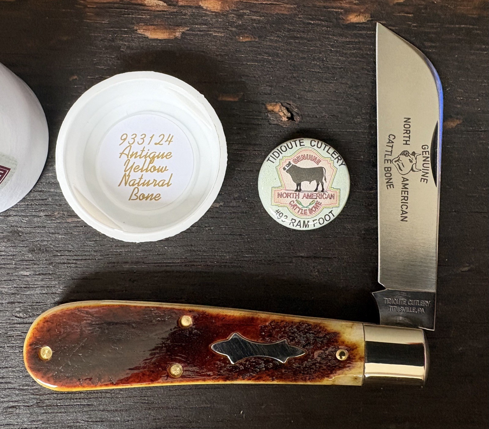 Great Eastern Cutlery GEC Tidioute 93 Antique Yellow Natural Bone 933124 Knife