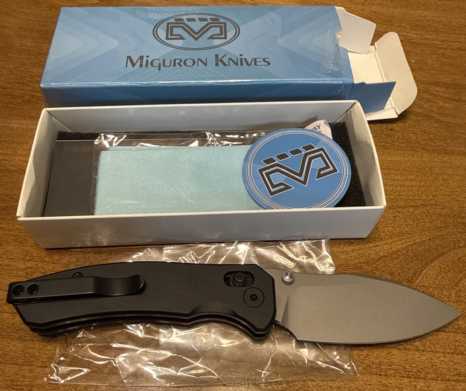 Miguron Knives norsa Folding Knife 3″ 14C28N Steel Blade Black Aluminum Handle