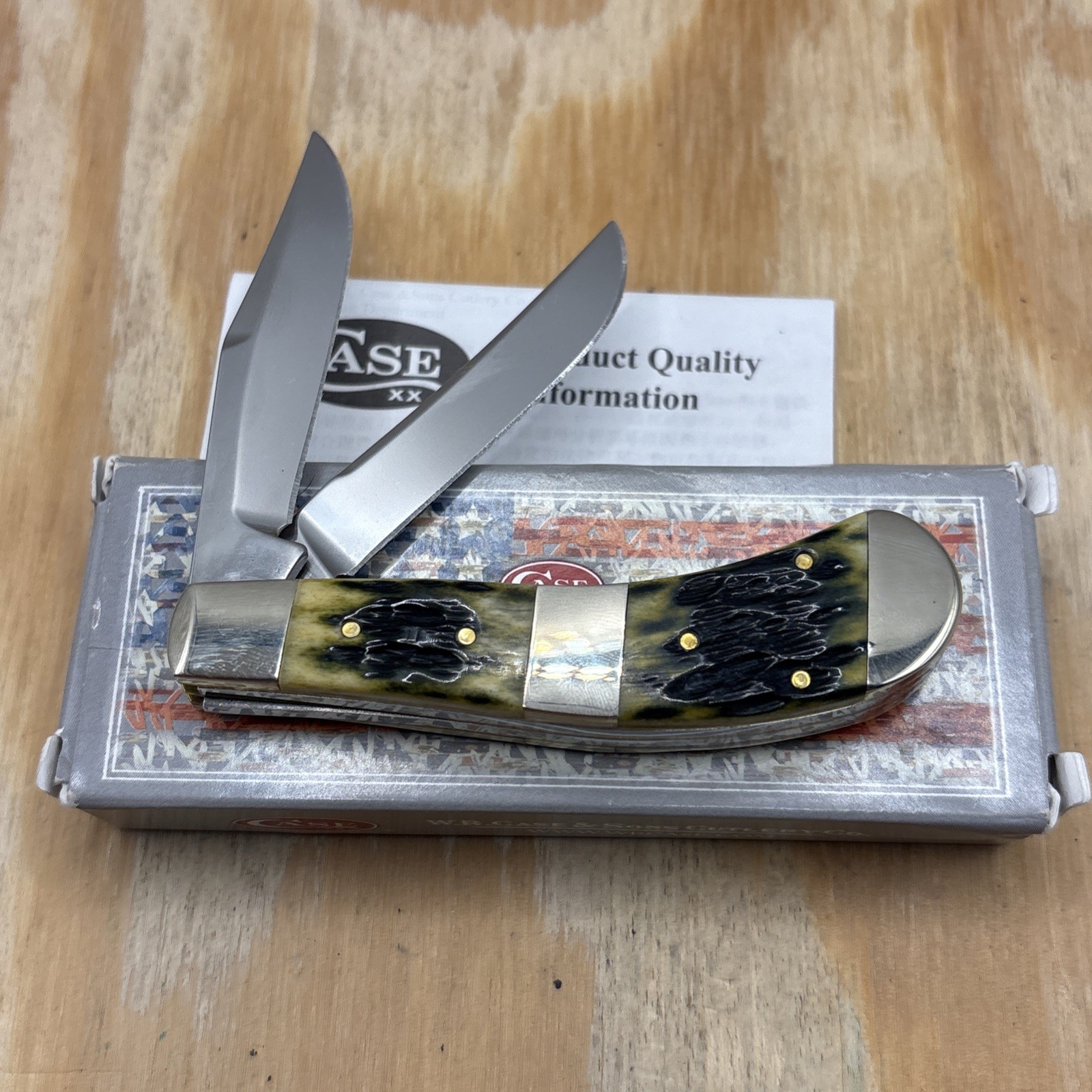 Case XX 2020 TB62110 Tony Bose Green Bone Cigar Band Saddlehorn Knife NIB