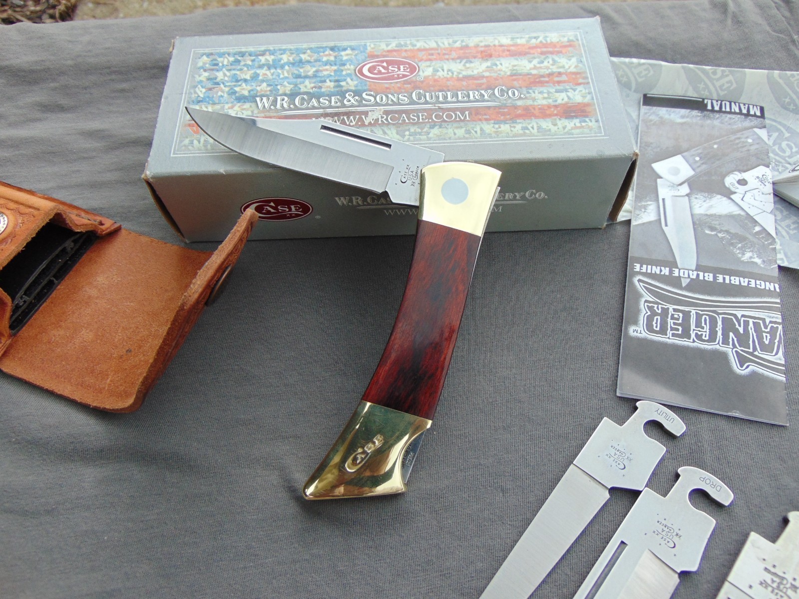 (Unused) – Case XX Changer Knife rosewood Handle w/ Original Box very nice. nos
