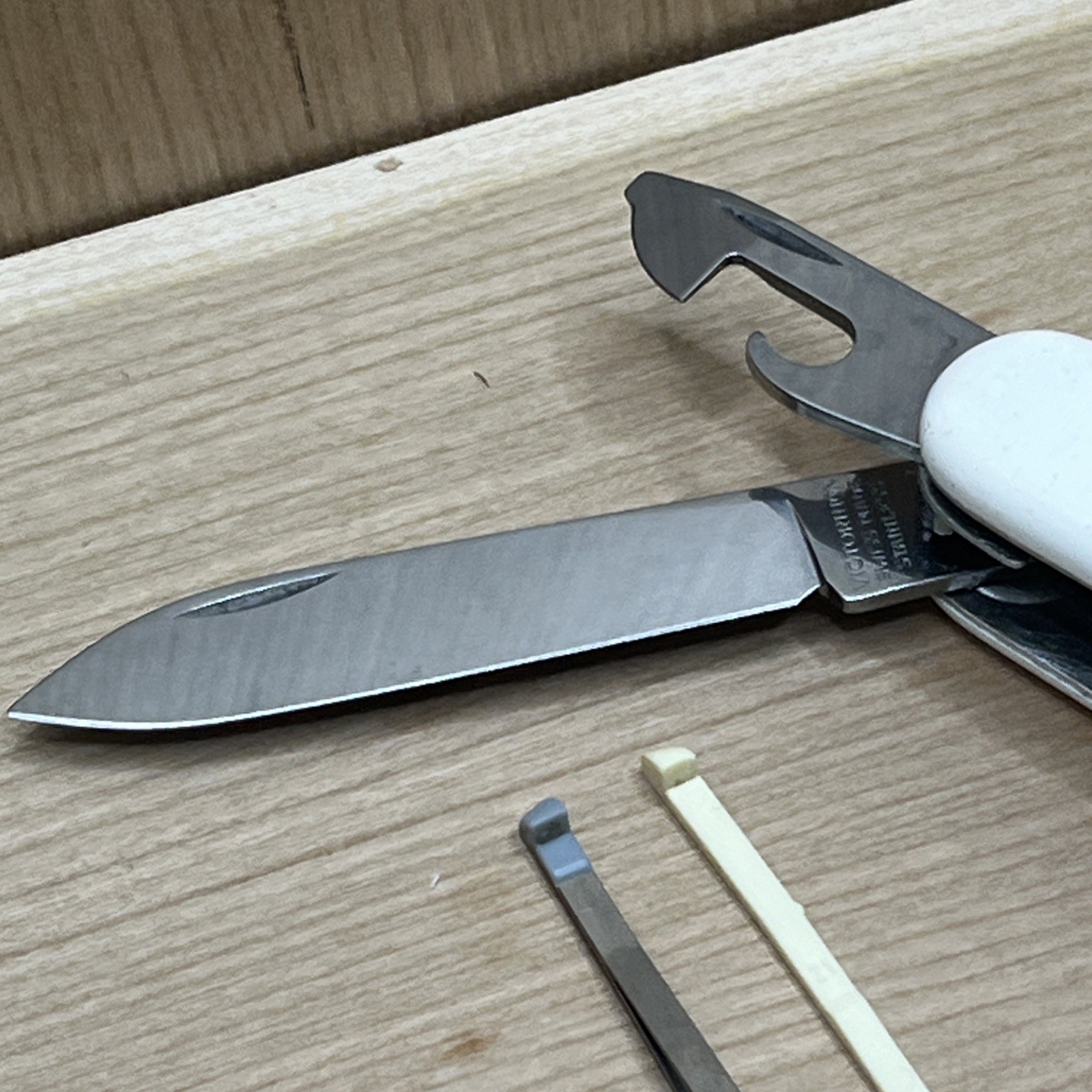White Victorinox Swiss Army Huntsman Knife Multi Tool! US Seller Combined Ship