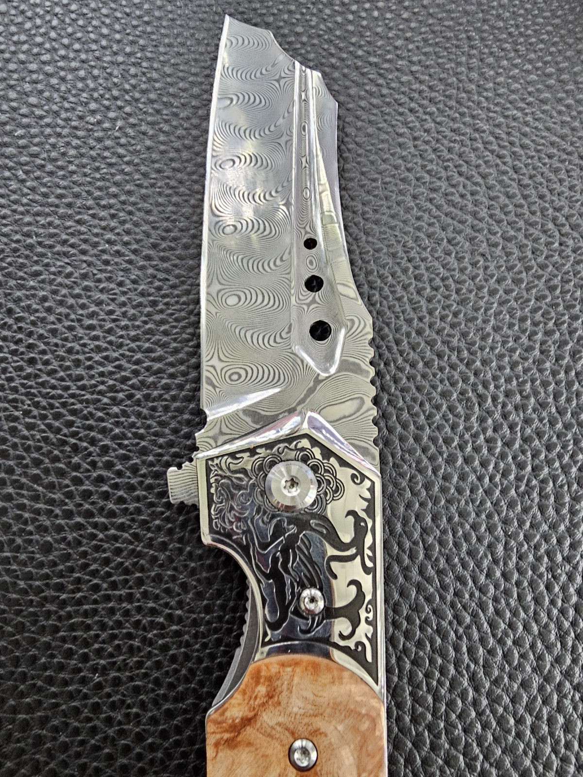 Damascus Steel Pattern Folding Knife 3.5″ Blade Wood Resin Handle Leather Sheath