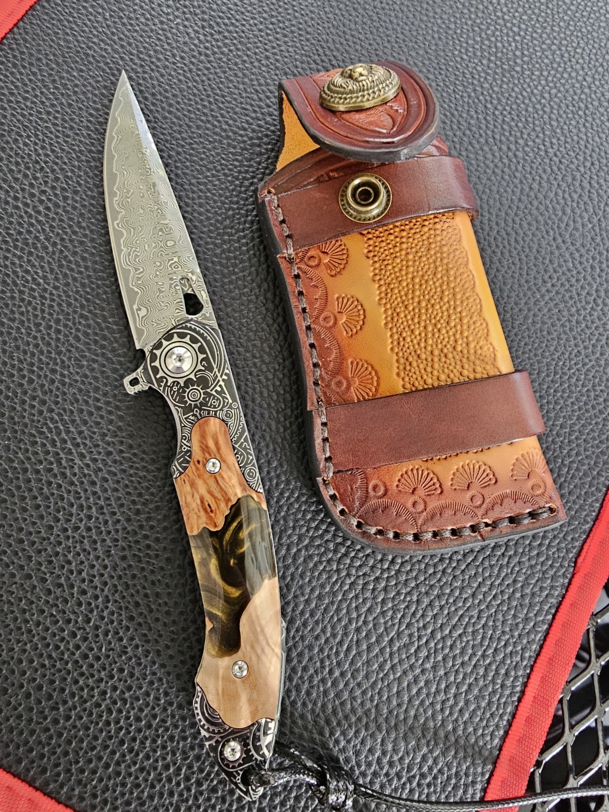 Damascus Steel Pattern Folding Pocket Knife Wood Resin Handle Leather Sheath NEW
