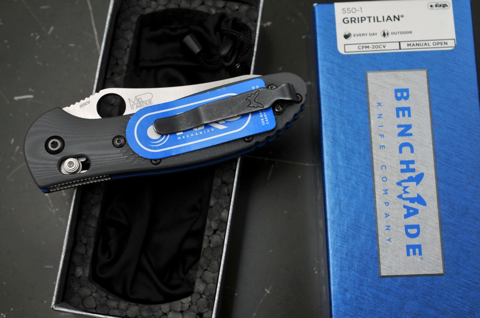 Benchmade 550-1 Griptilian 20CV Sheepsfoot Gray + Blue G10 , Rare / Discontinued