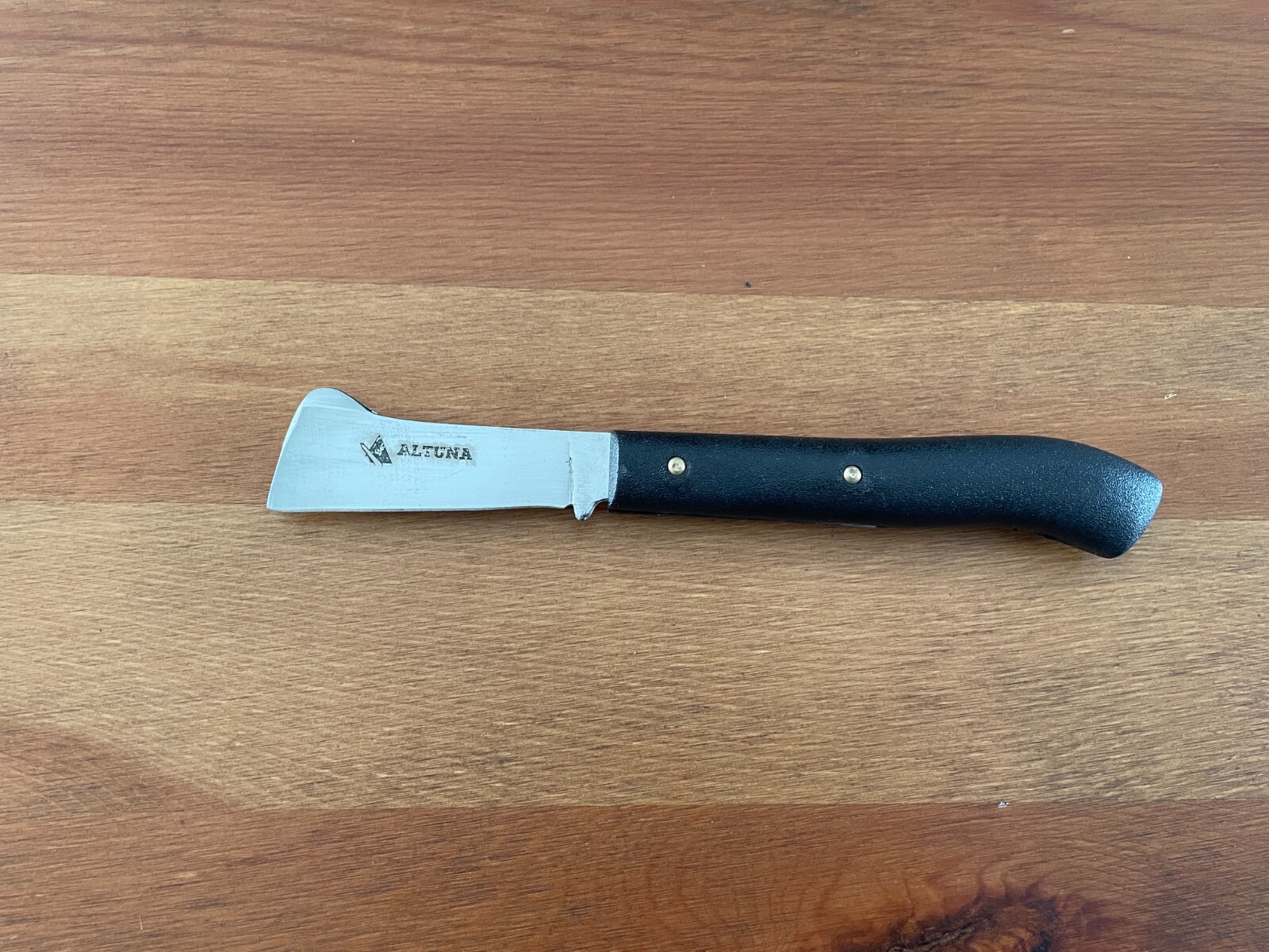 2.8″ Stainless Steel Grafting Field Knife Fixed Blade Plastic Handle From Spain