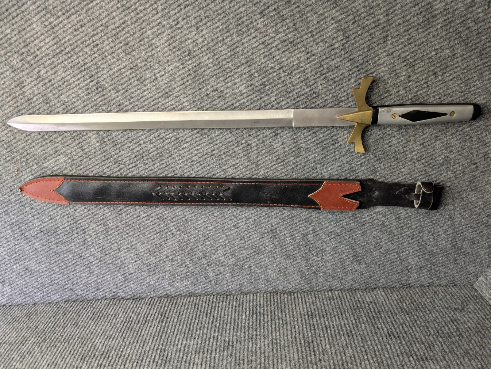 Vintage Fantasy Short Sword Brass Guard With Sheath 20″ Decorative Blade