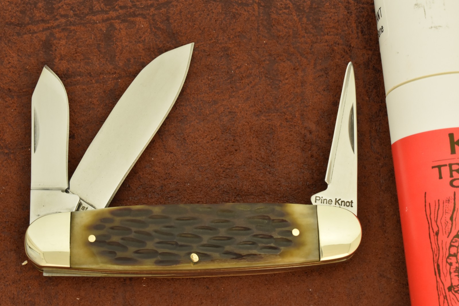 KILBY TRADITION PINE KNOT KY ANTIQUE BONE CATTLE OF A THOUSAND HILLS STOCK KNIFE