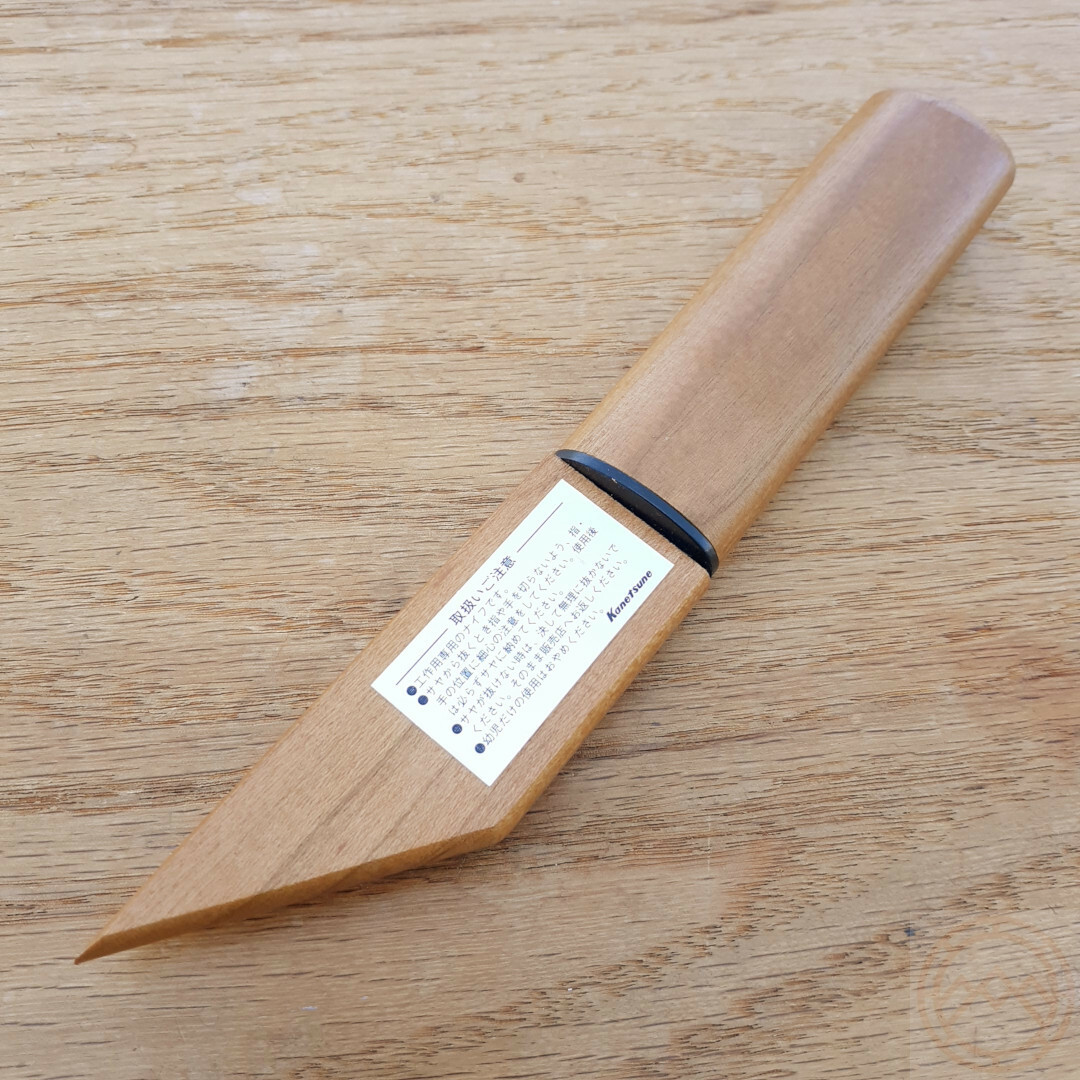 Kanetsune Kiridashi Fixed Knife 2.75″ SK5 Carbon Steel Blade Cherry Wood Handle