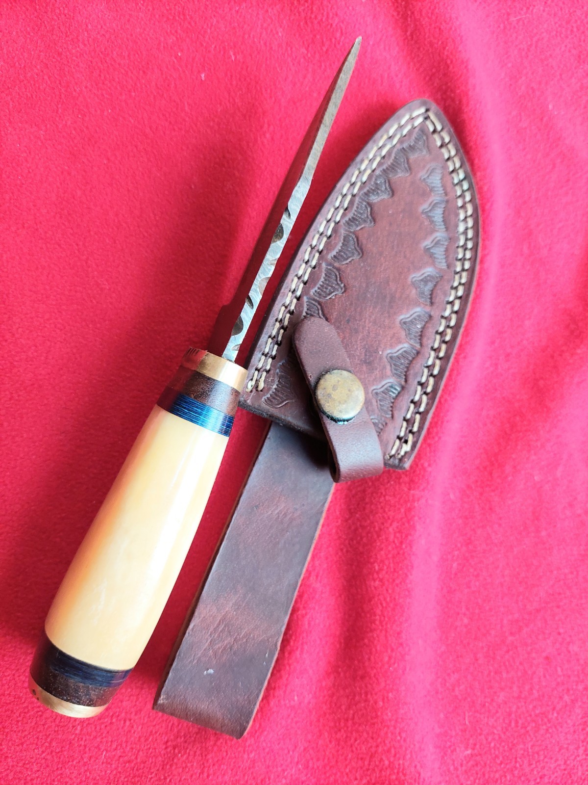 8.5″ Handmade Every Day Carry , Damascus Steel, Bone Grip & Leather Sheath