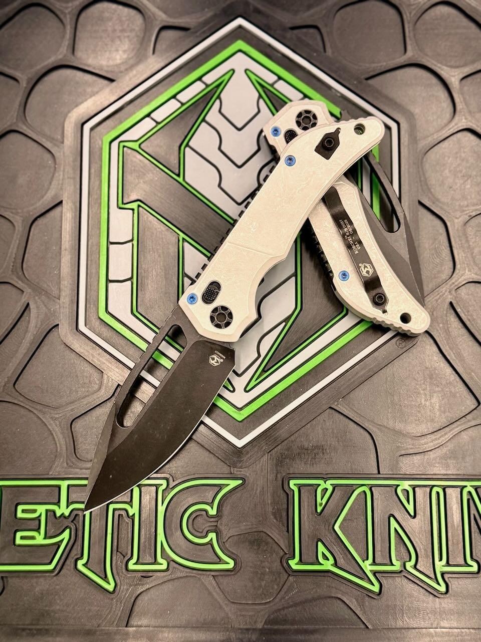 Heretic Knives Koschei Manual Single Edge Battle Black Blizzardworn H061-8A-BLZ