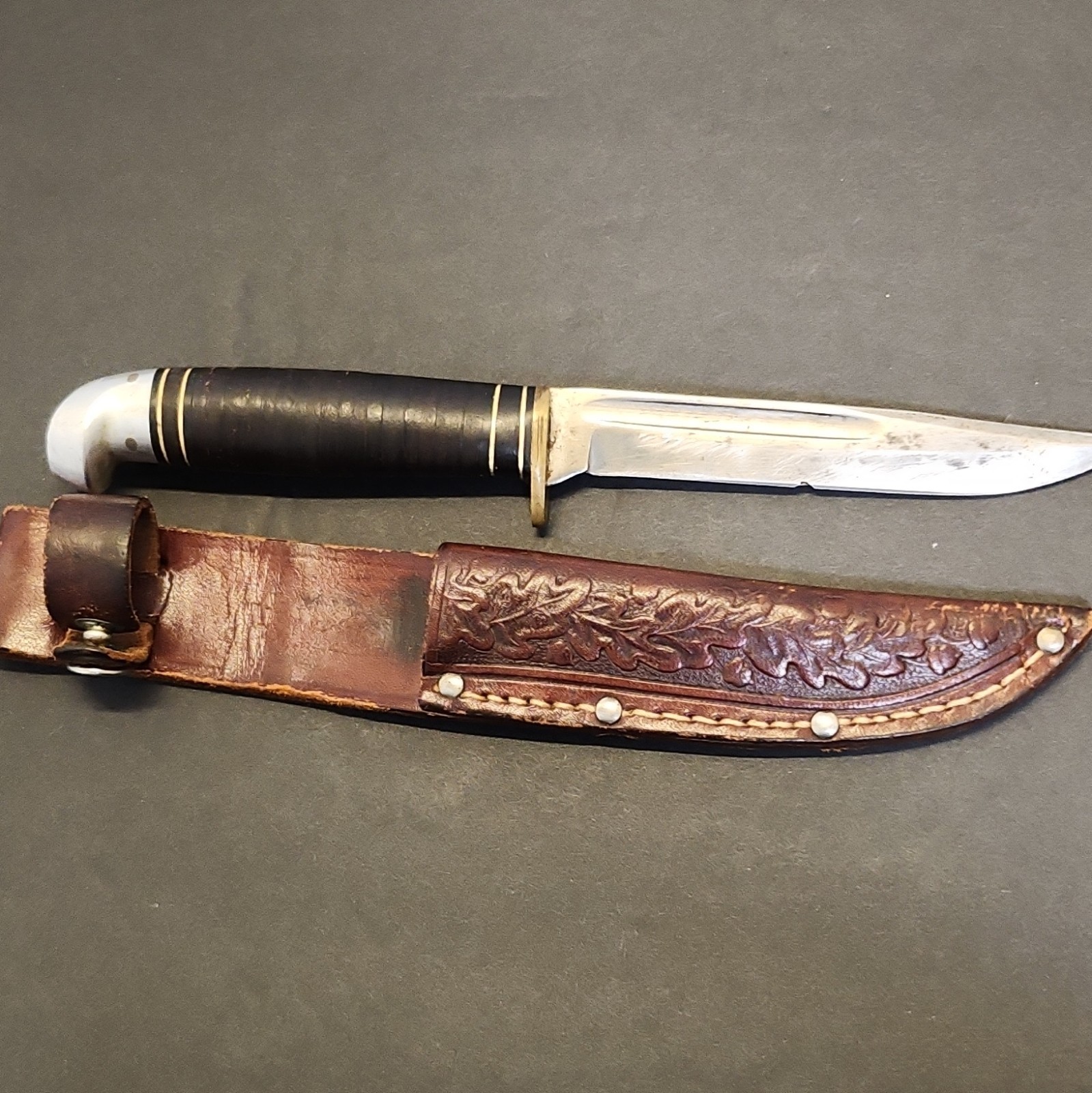 Western Vintage Hunting Fixed Blade Knife 4.1-5in Clip Point SS w/ Sheath