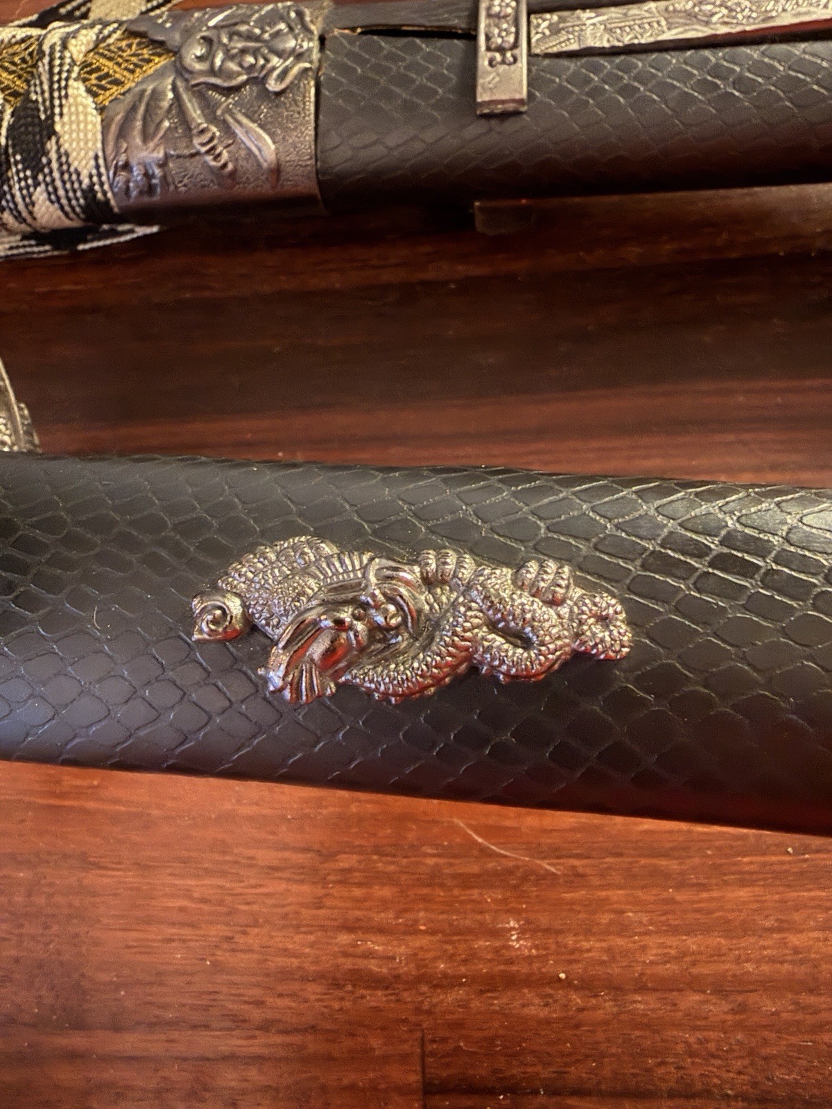 Japanese Style Samurai Katana 40” Stainless Steel Blade, Black Scabbard, Dragon