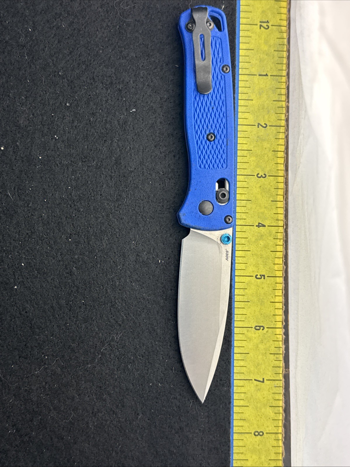 Benchmade Knives Bugout 535 Blue Grivory S30V Pocket Knife