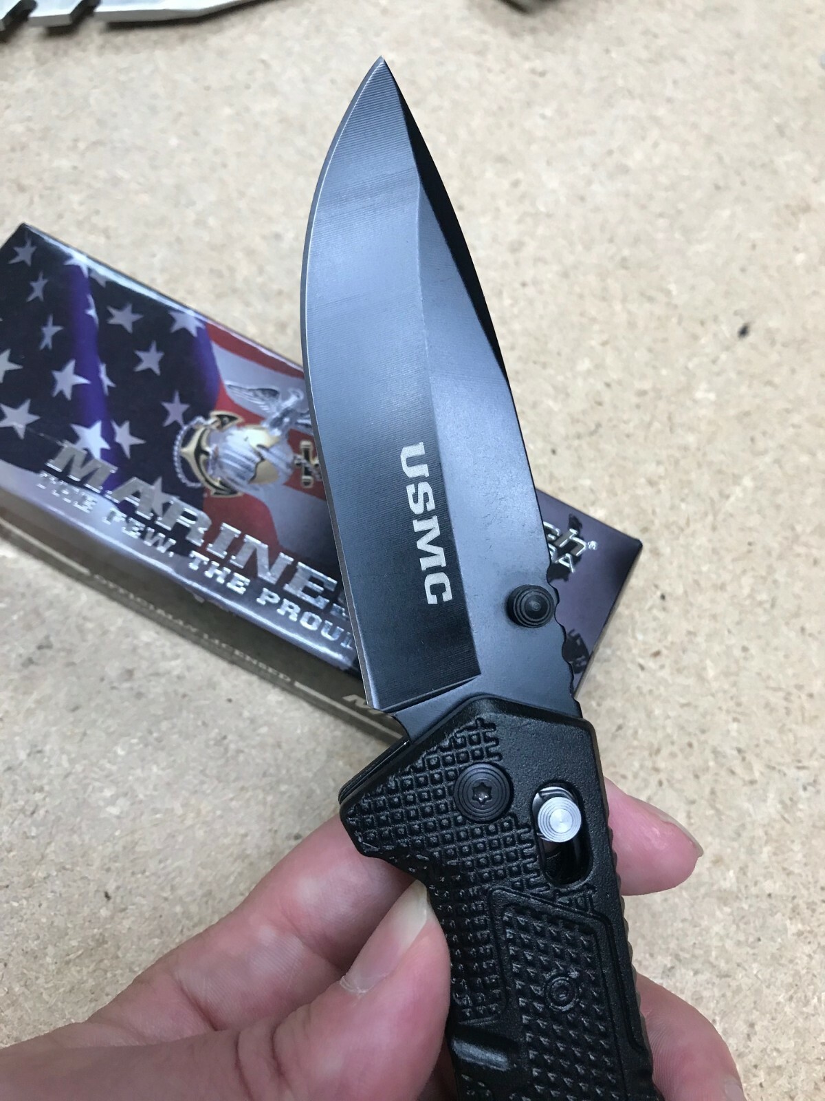 USMC MANUAL FOLDING KNIFE 8.75″ OAL M-1064BK INCLUDES STAMPLED POCKET CLIP